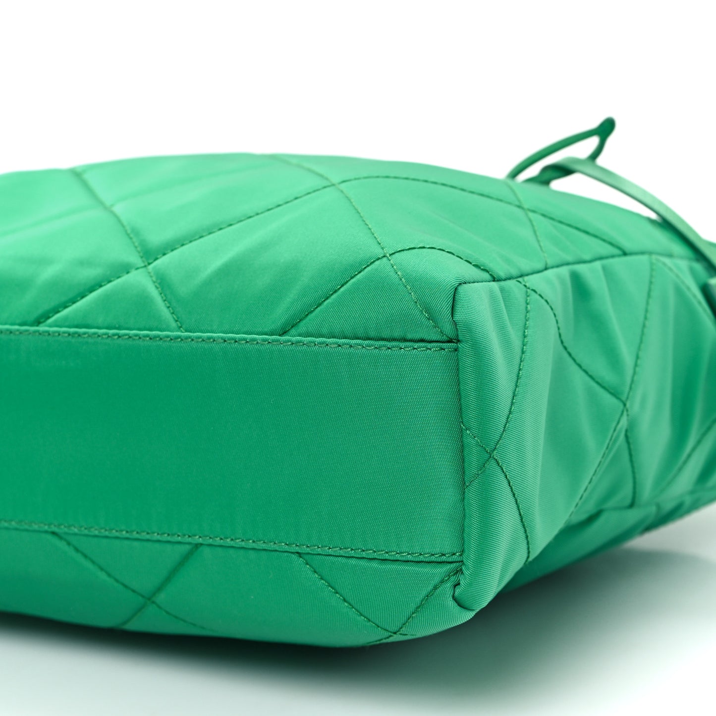 Re-Nylon Saffiano Stitched Re-Edition 1995 Chaine Shoulder Bag Menta