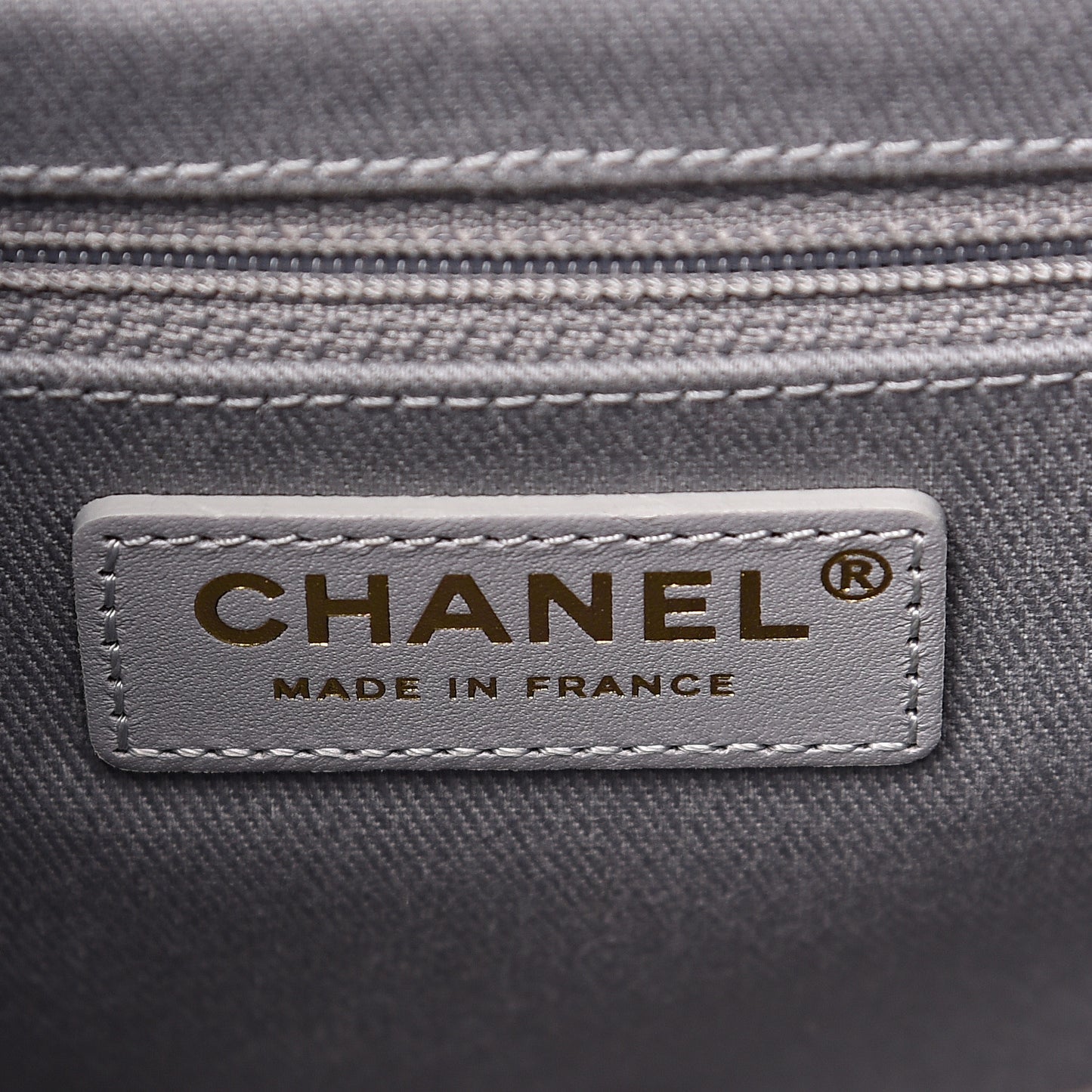 Caviar Quilted Medium Business Affinity Flap Grey