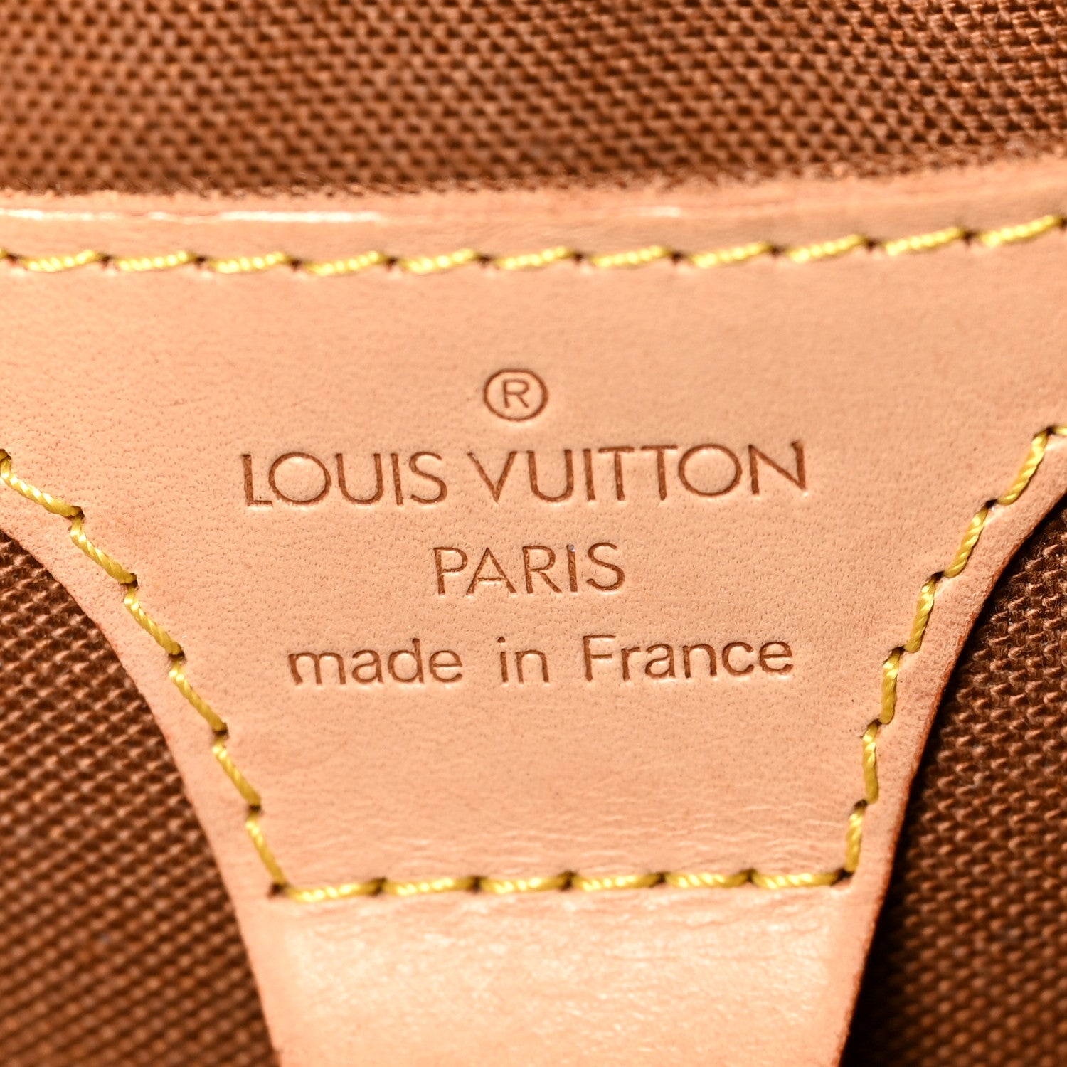 Louis Vuitton Monogram Ellipse MM 7 of 10