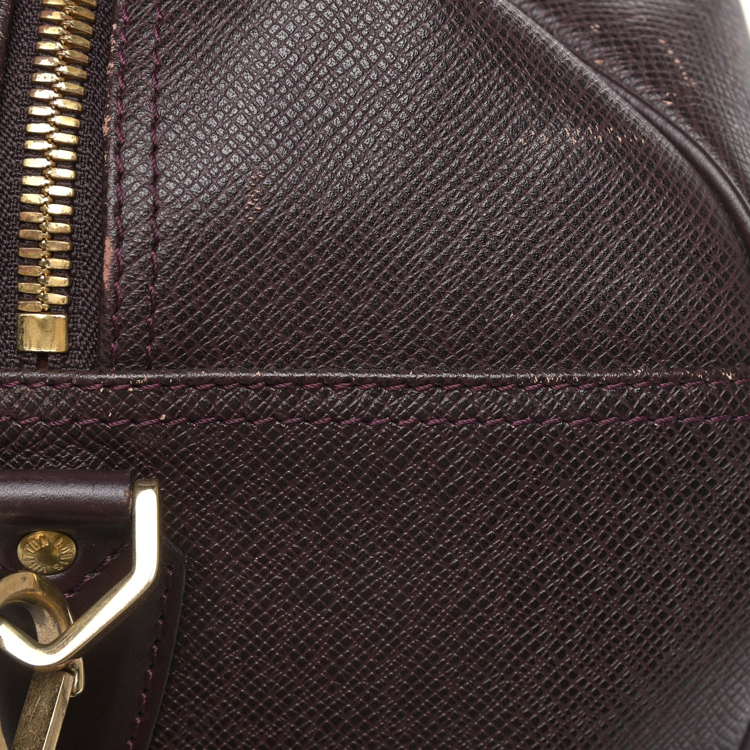 Louis Vuitton Taiga Kendall PM Acajou 23 of 31
