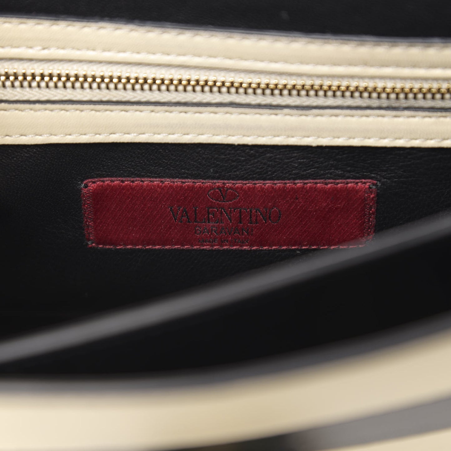 Nappa Striped B-Rockstud Flap Black Light Ivory