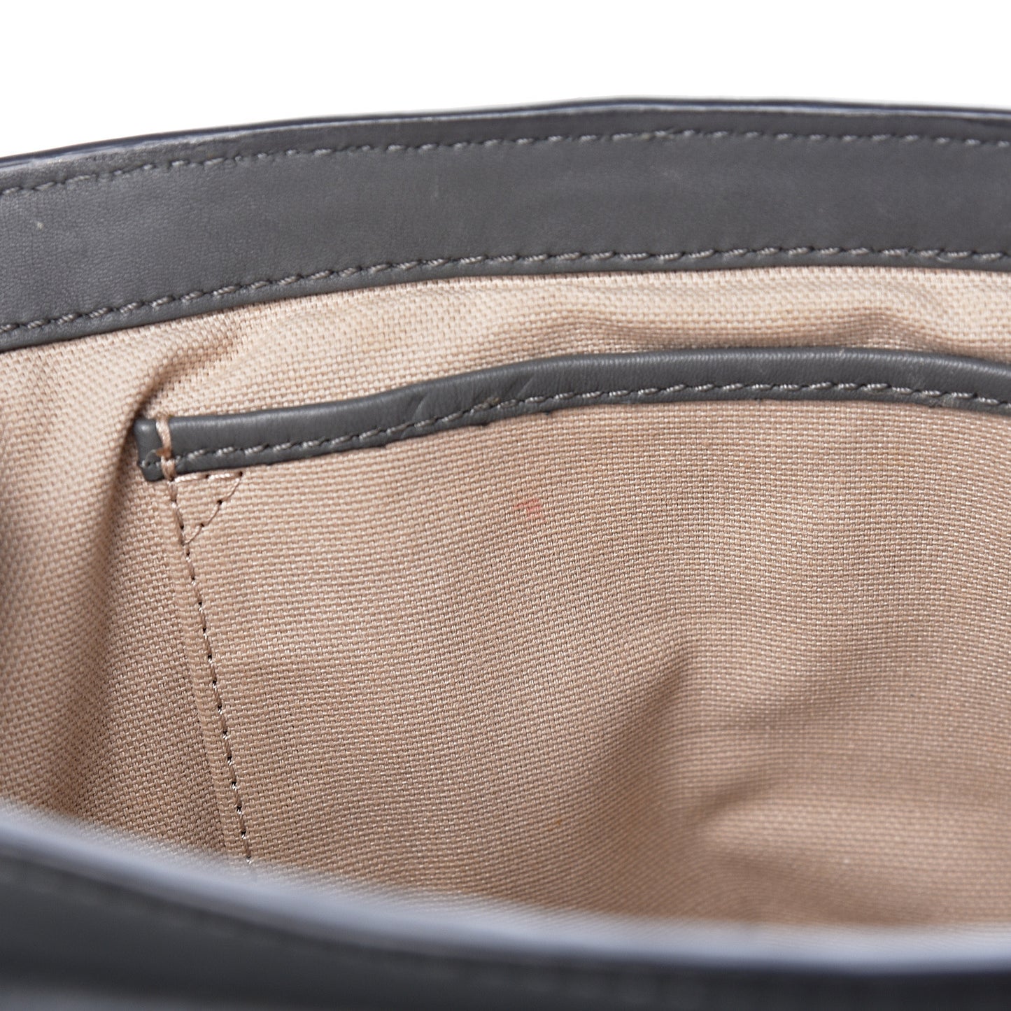 Soft Buffalo Medium Alexa Grey