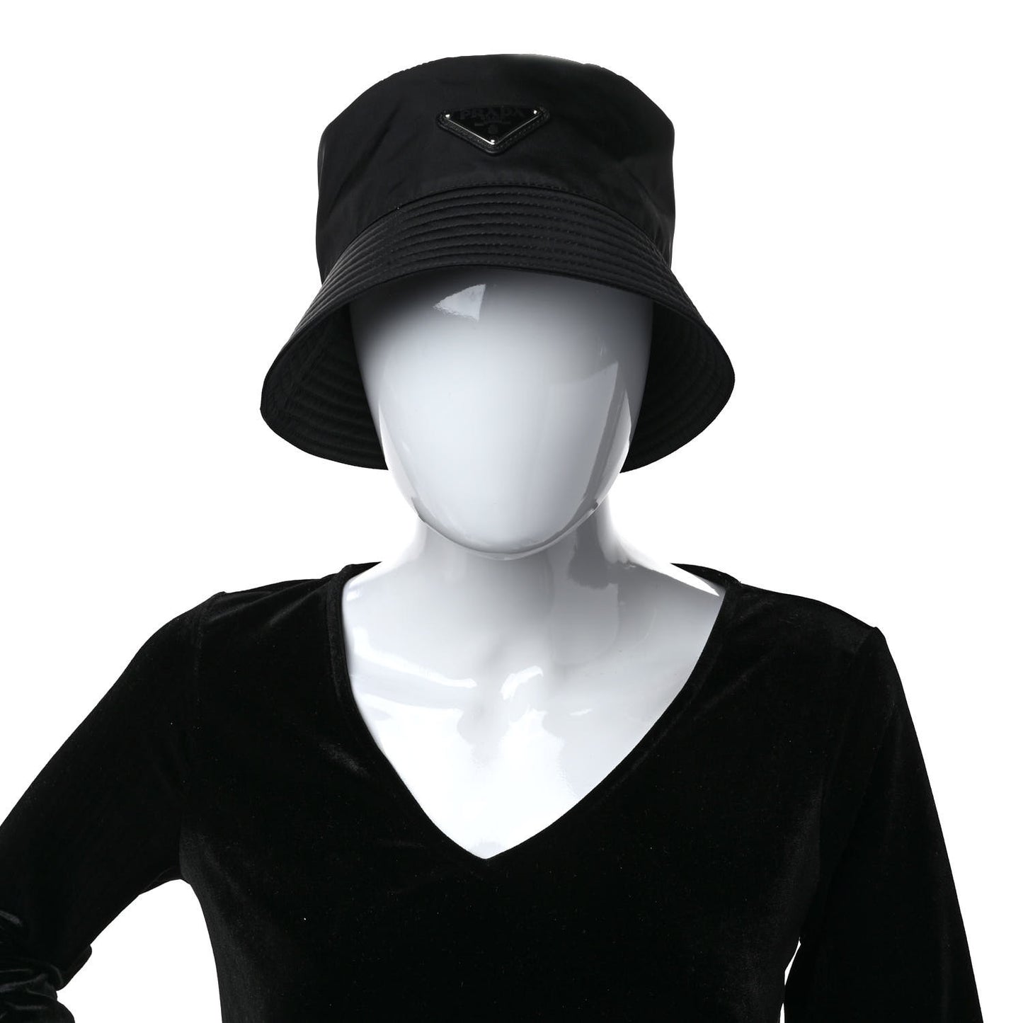 Re-Nylon Metal Triangle Logo Mens Bucket Hat L Black