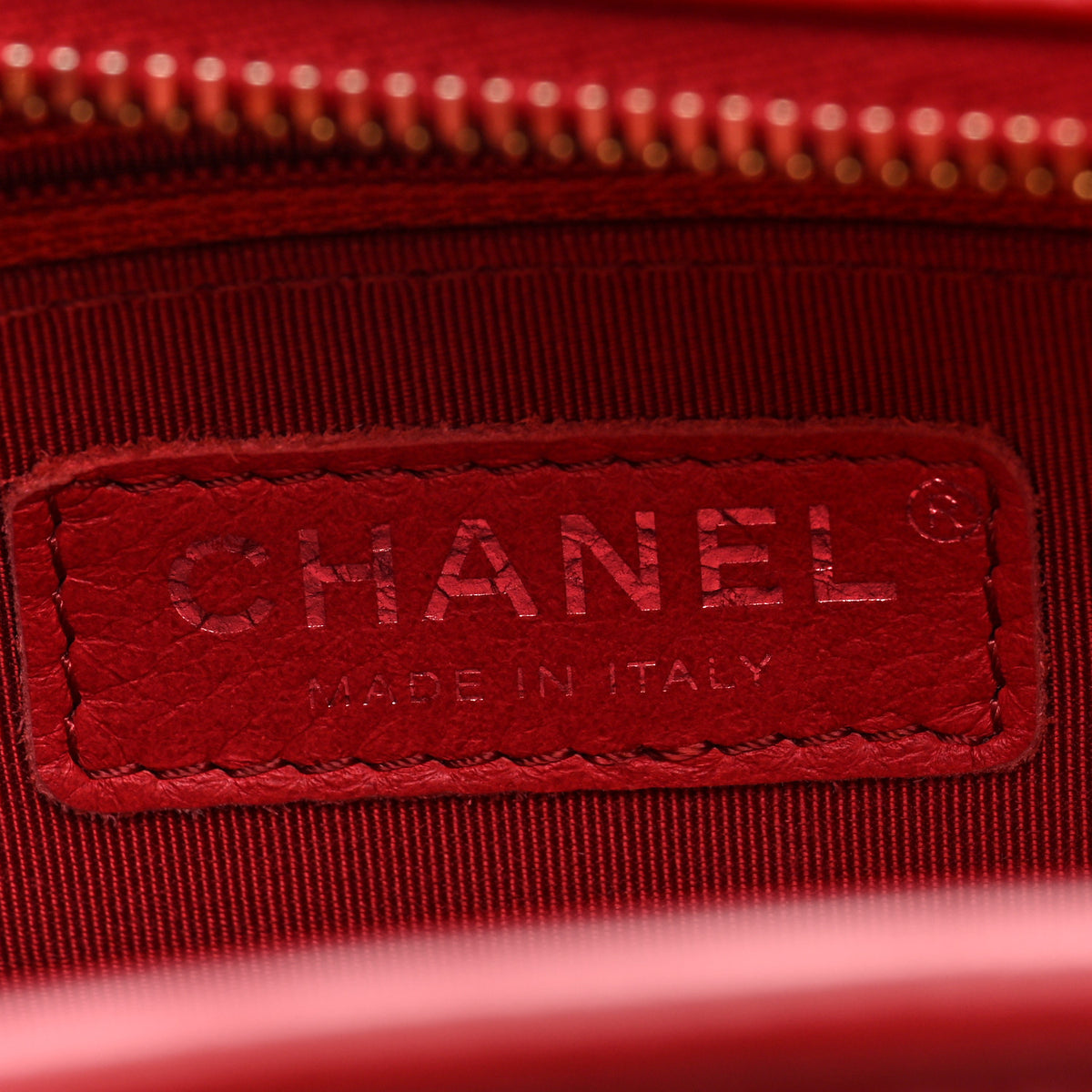 Aged Calfskin Chevron Quilted Small Gabrielle Hobo Red