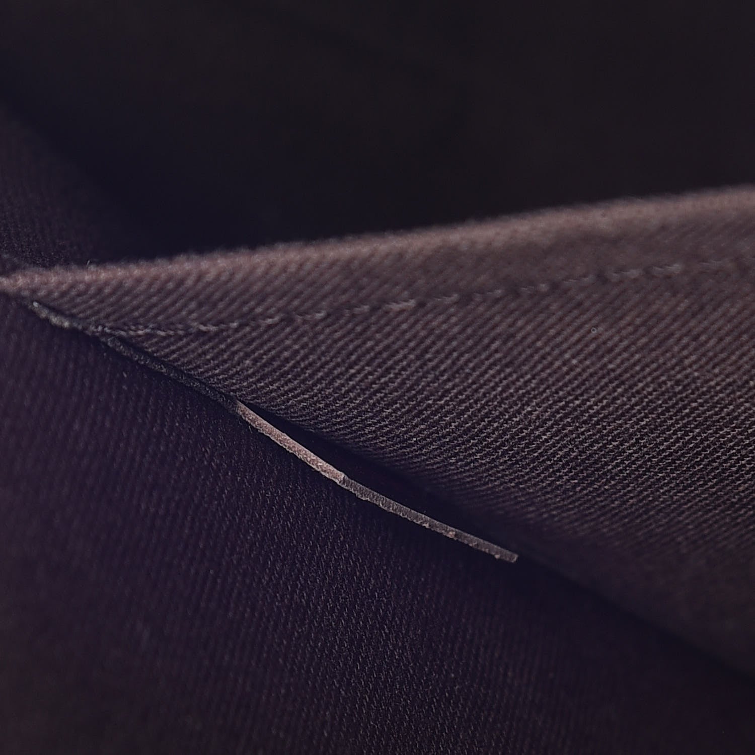 Louis Vuitton Damier Ebene Porte-Documents Jour 9 of 13