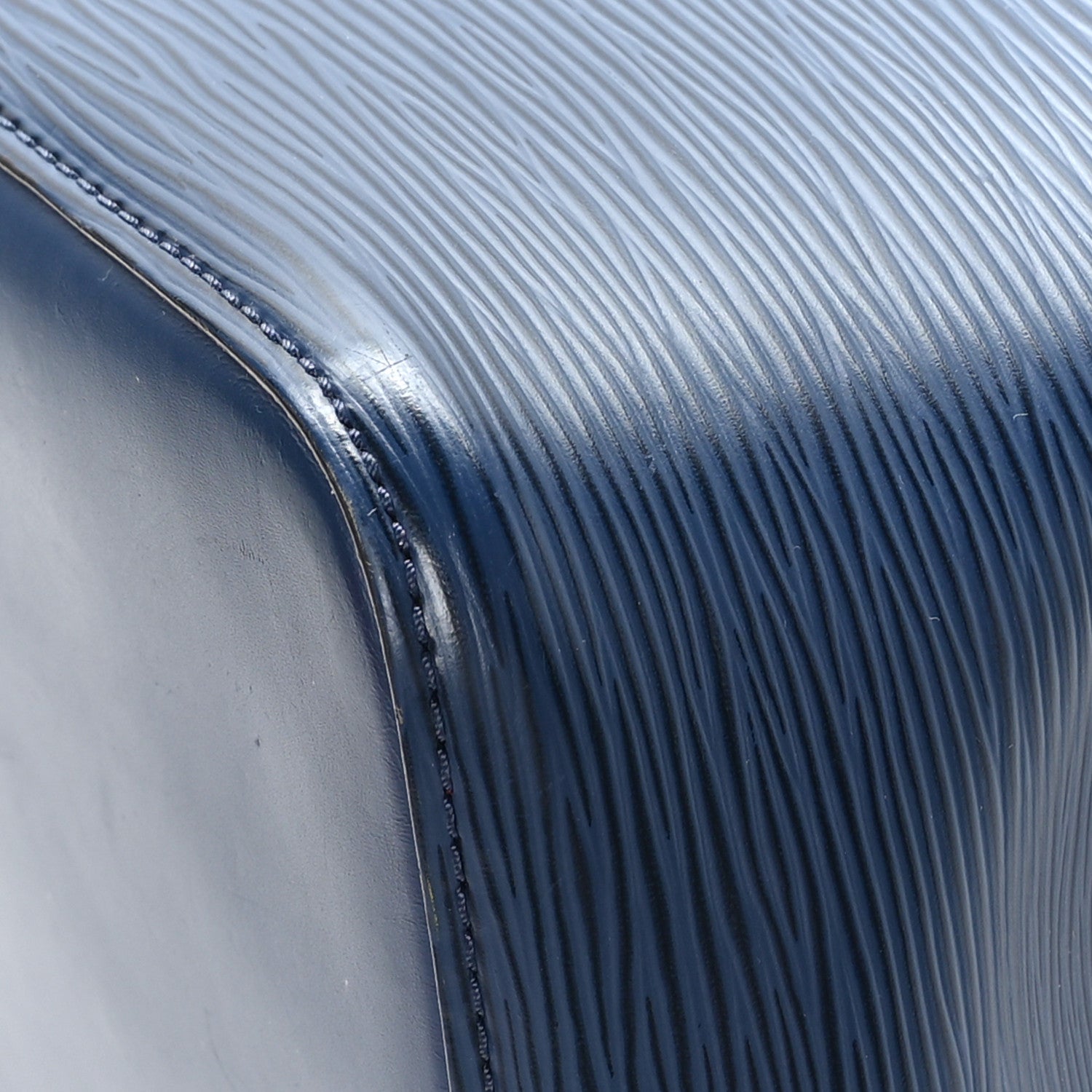 Louis Vuitton Epi Neonoe Indigo Coquelicot 9 of 11