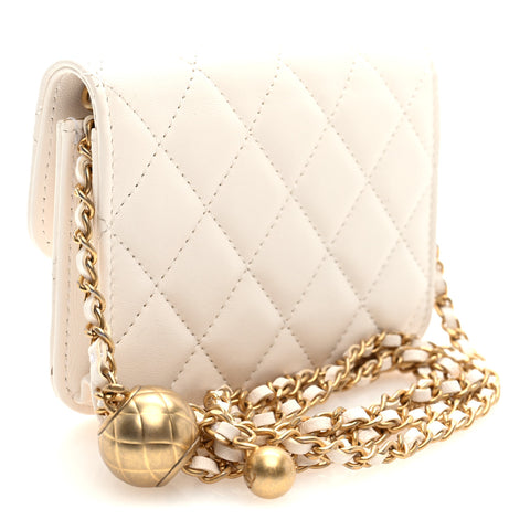Lambskin Quilted Pearl Crush Clutch With Chain White