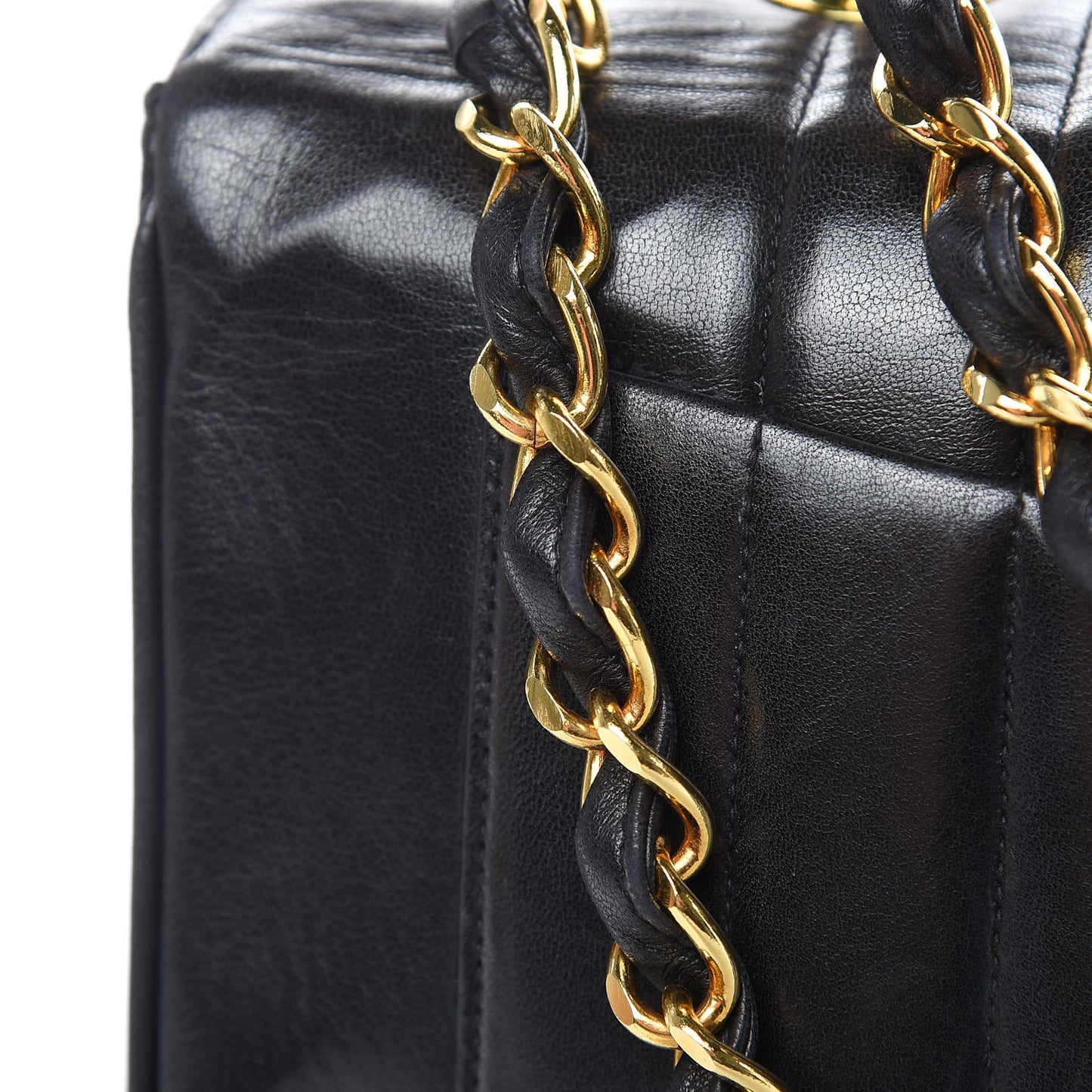 Lambskin Vertical Quilt Jumbo Single Flap Black