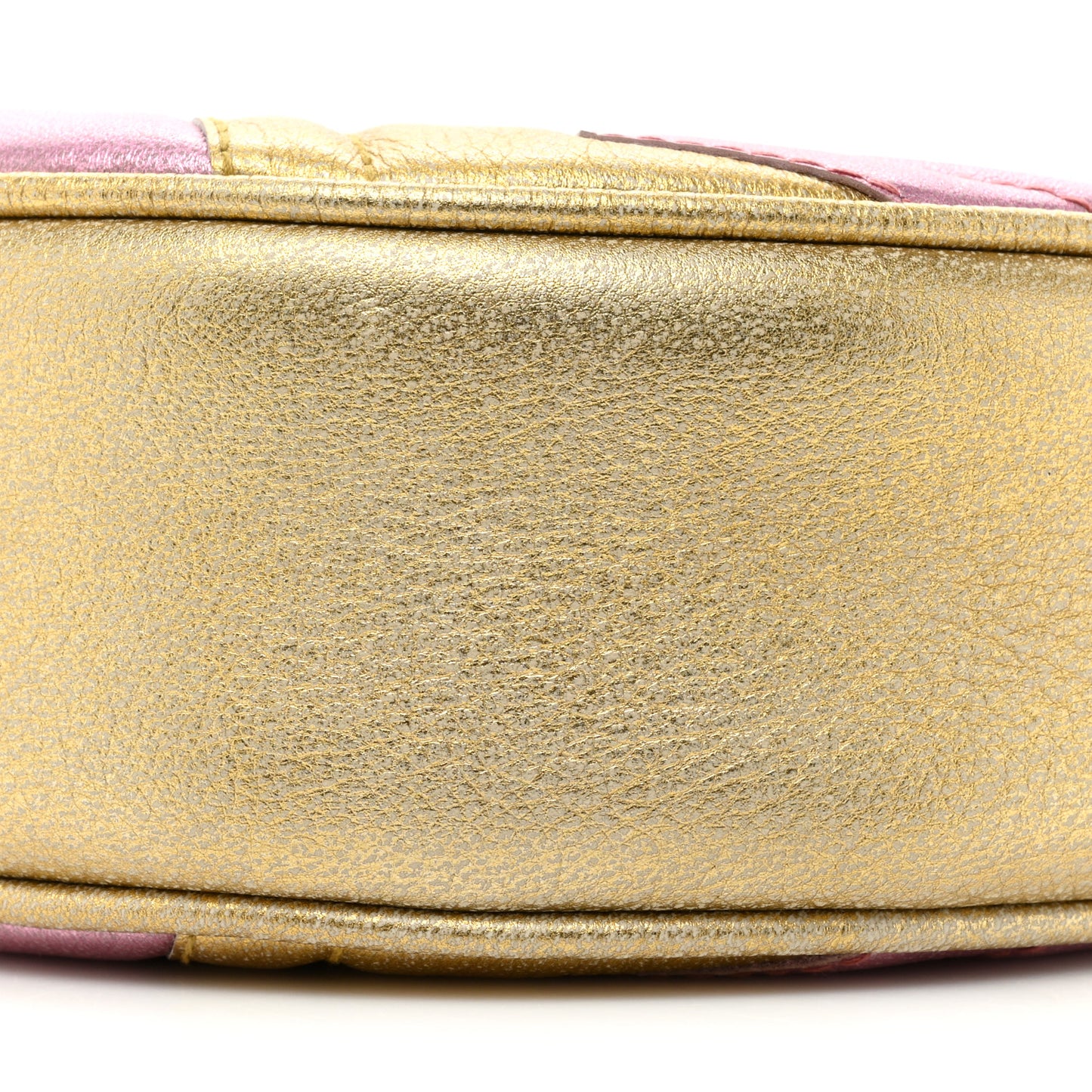 Metallic Nappa Matelasse Heart Mini GG Marmont Round Shoulder Bag Oro Vecchio Rosa