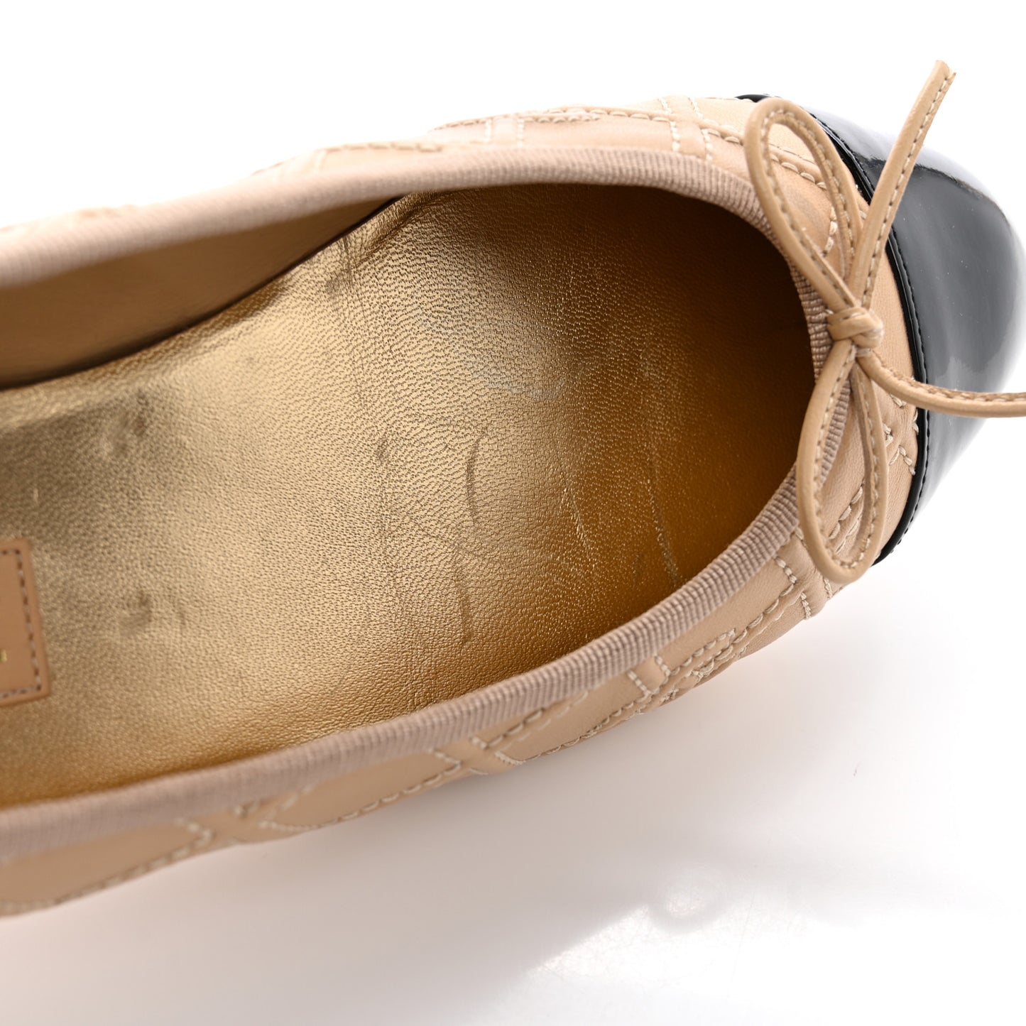 Lambskin Patent Double Stitched CC Cap Toe Ballerina Flats 40.5 Ivory Black