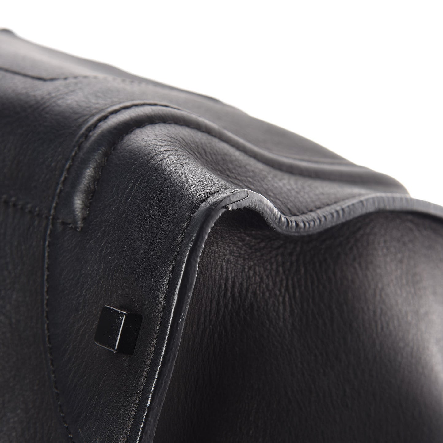 Supple Calfskin Large Phantom Luggage Black