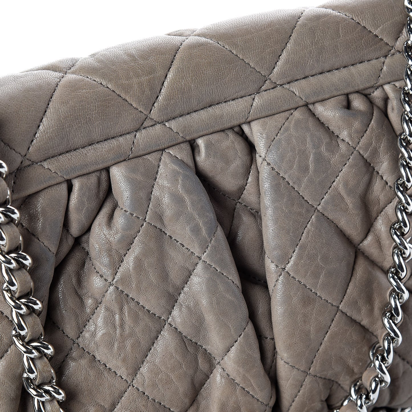 Washed Lambskin Quilted Medium Chain Around Messenger Taupe