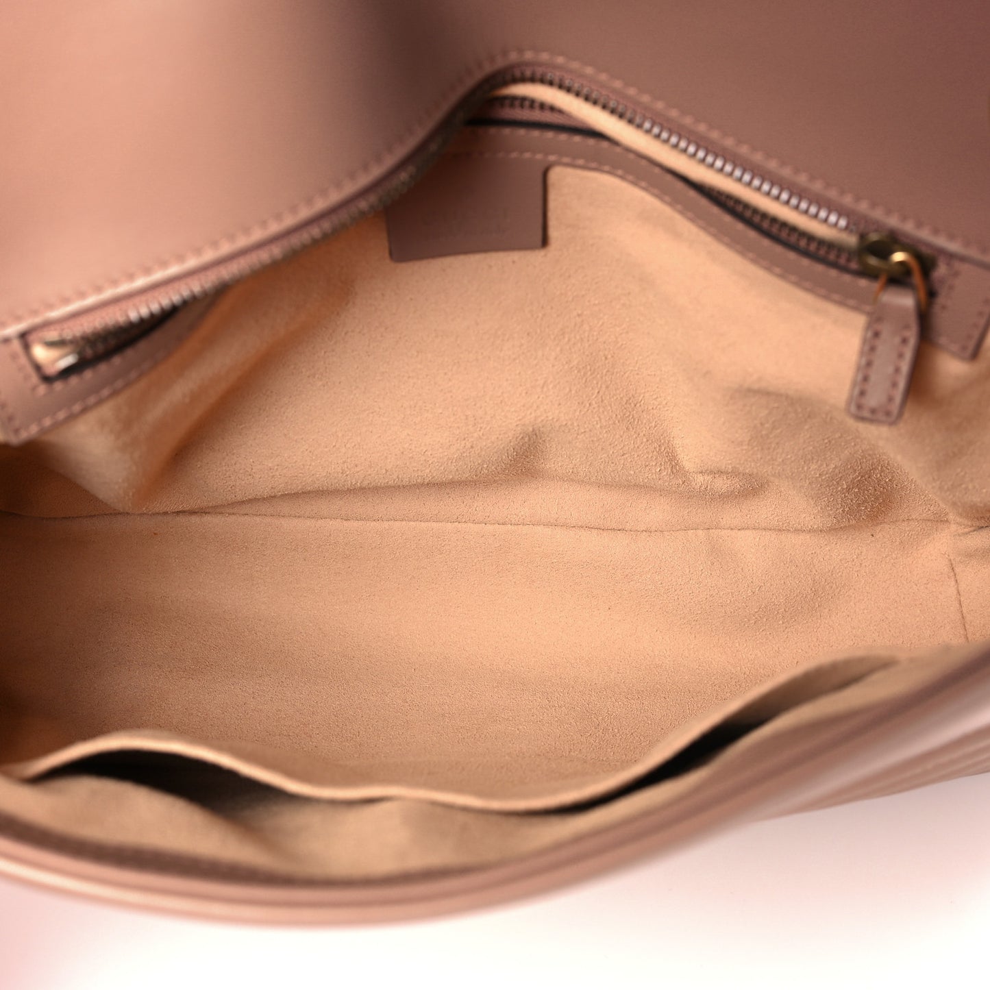 Calfskin Matelasse Medium GG Marmont Shoulder Bag Porcelain Rose