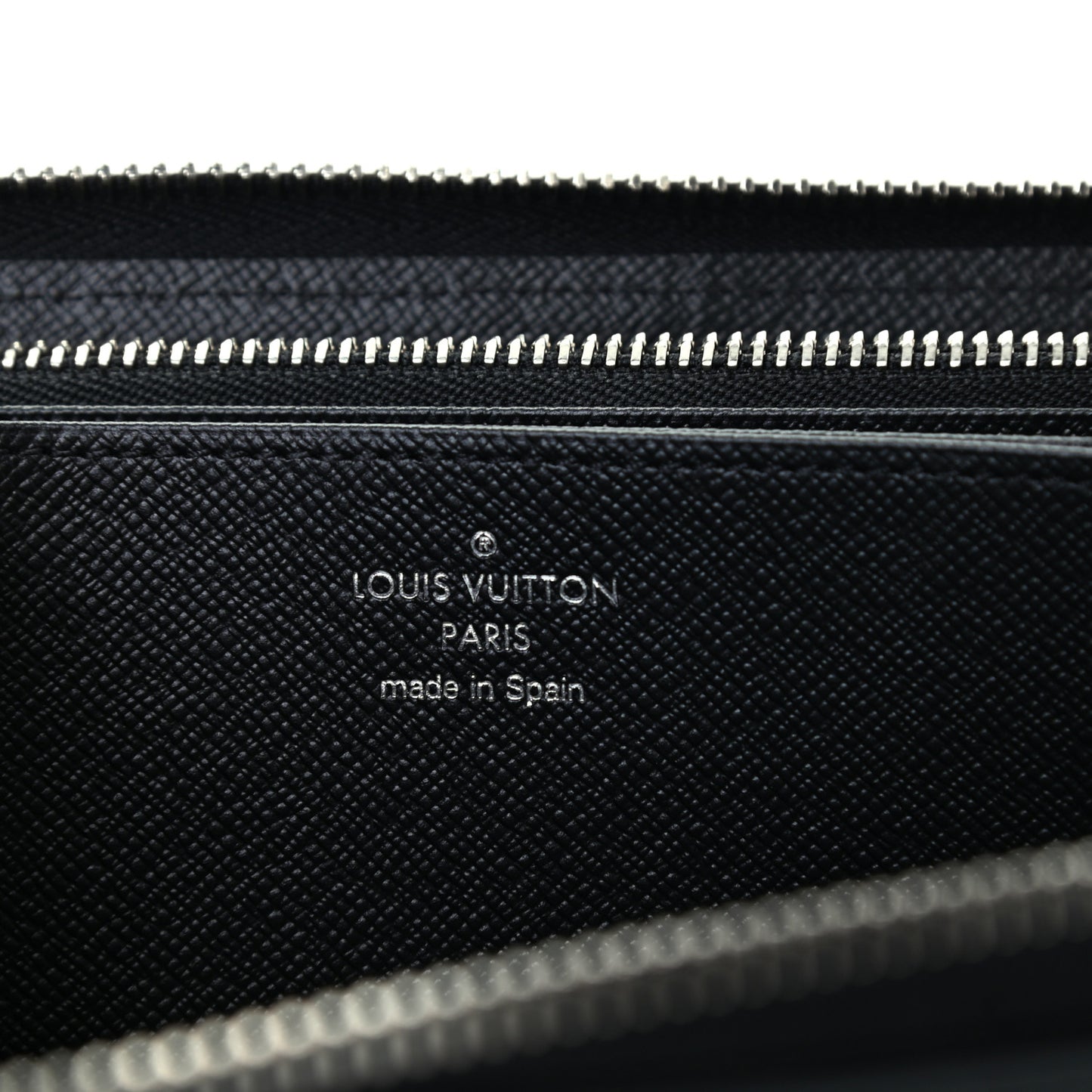 Epi LV Stories Zippy Wallet Black
