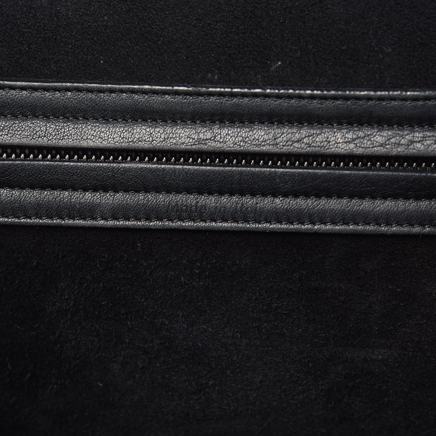 Supple Calfskin Medium Phantom Luggage Black