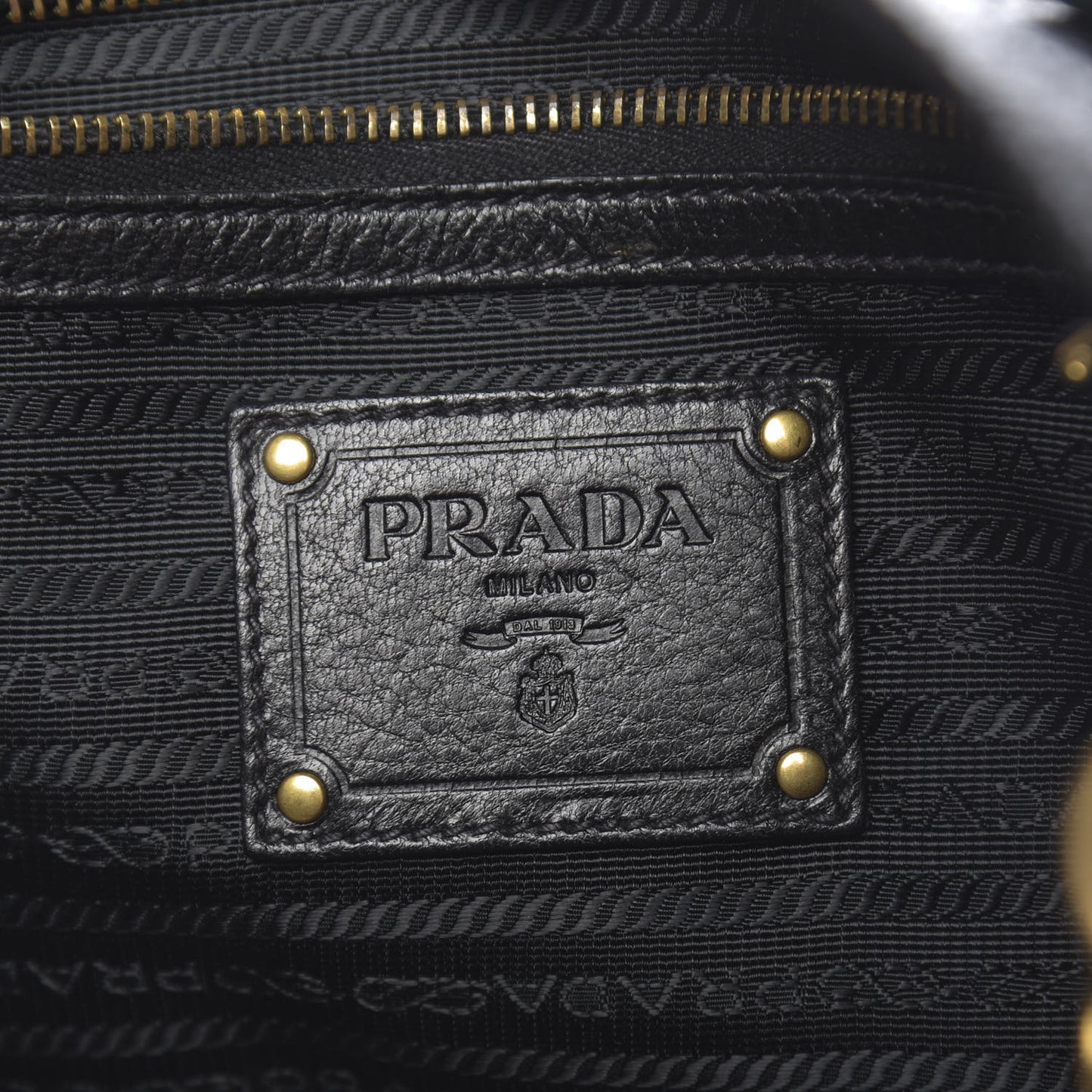 Vitello Daino Tote Black