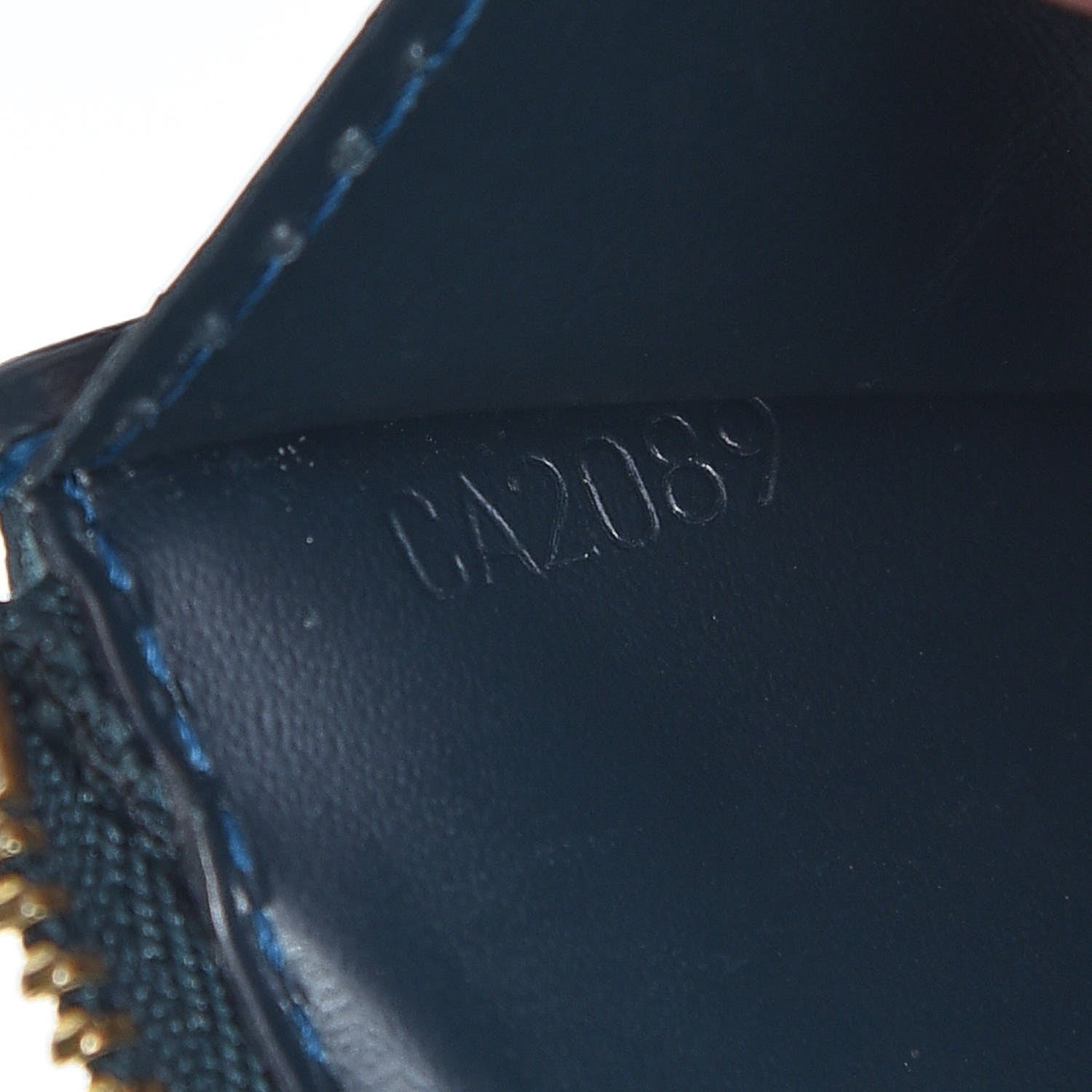 Louis Vuitton Vernis Key Pouch Blue Nuit 7 of 7