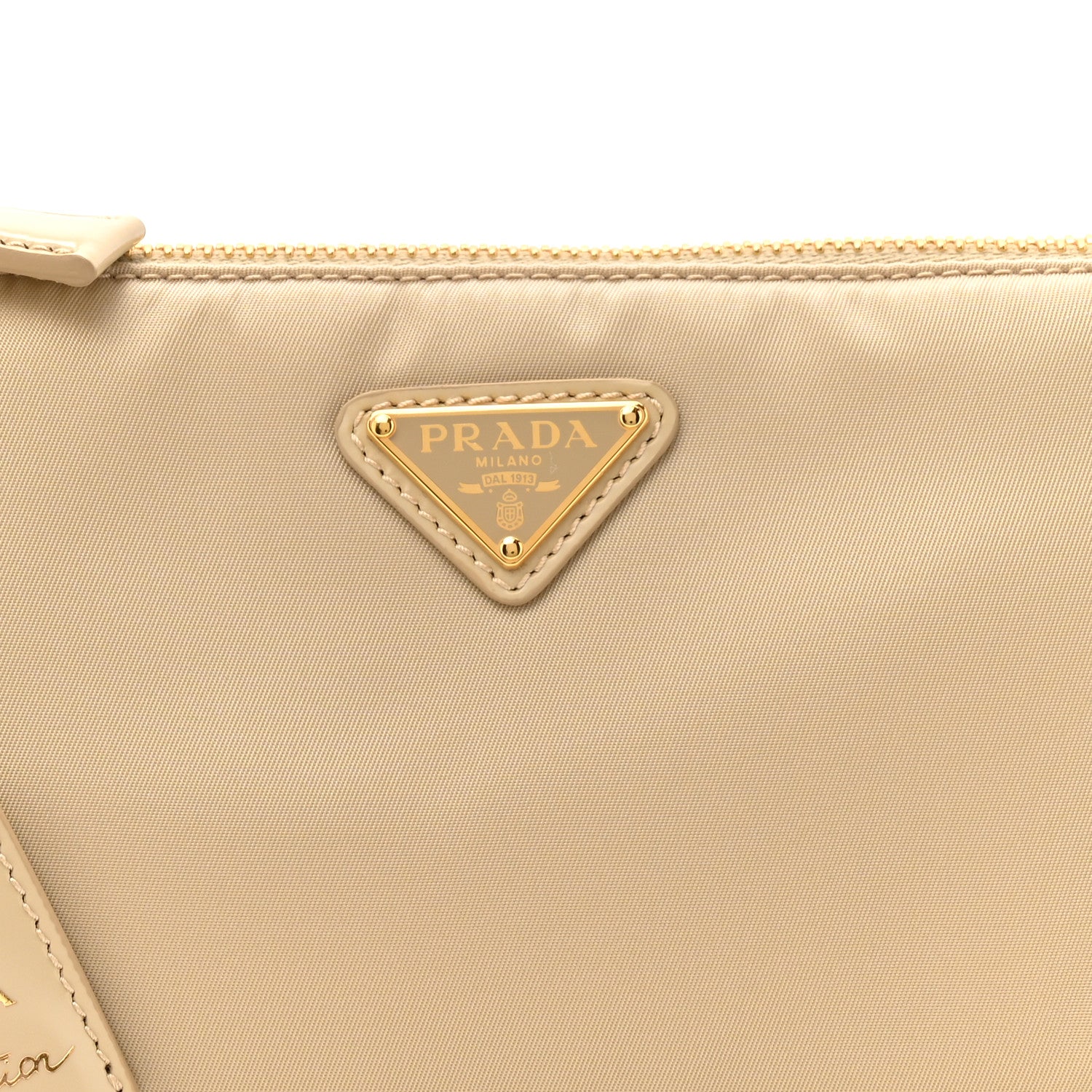 Prada Re-Nylon Spazzolato Re-Edition 2002 Shoulder Bag Deserto 7 of 9