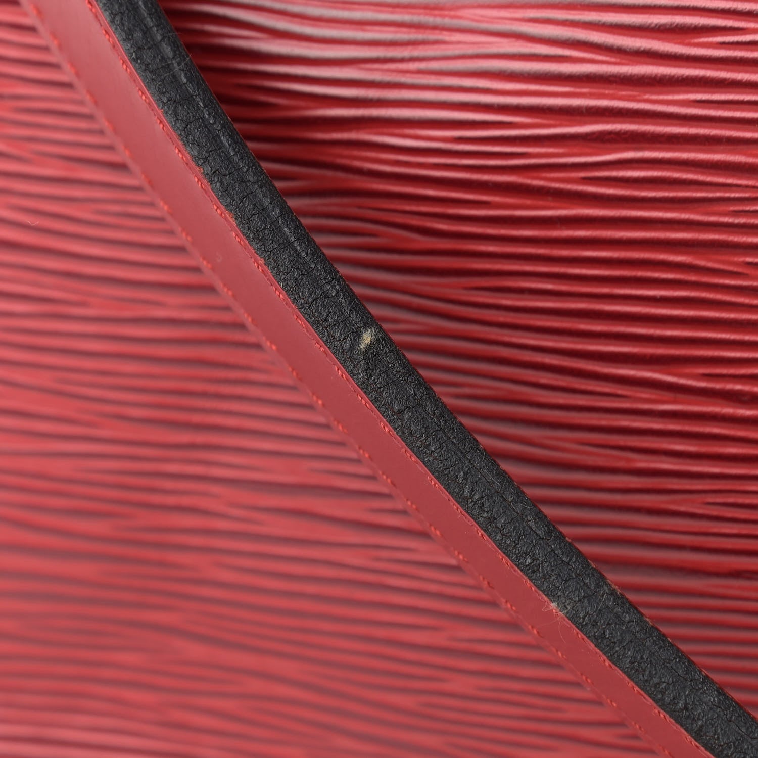 Louis Vuitton Epi Noe Castillan Red 12 of 12