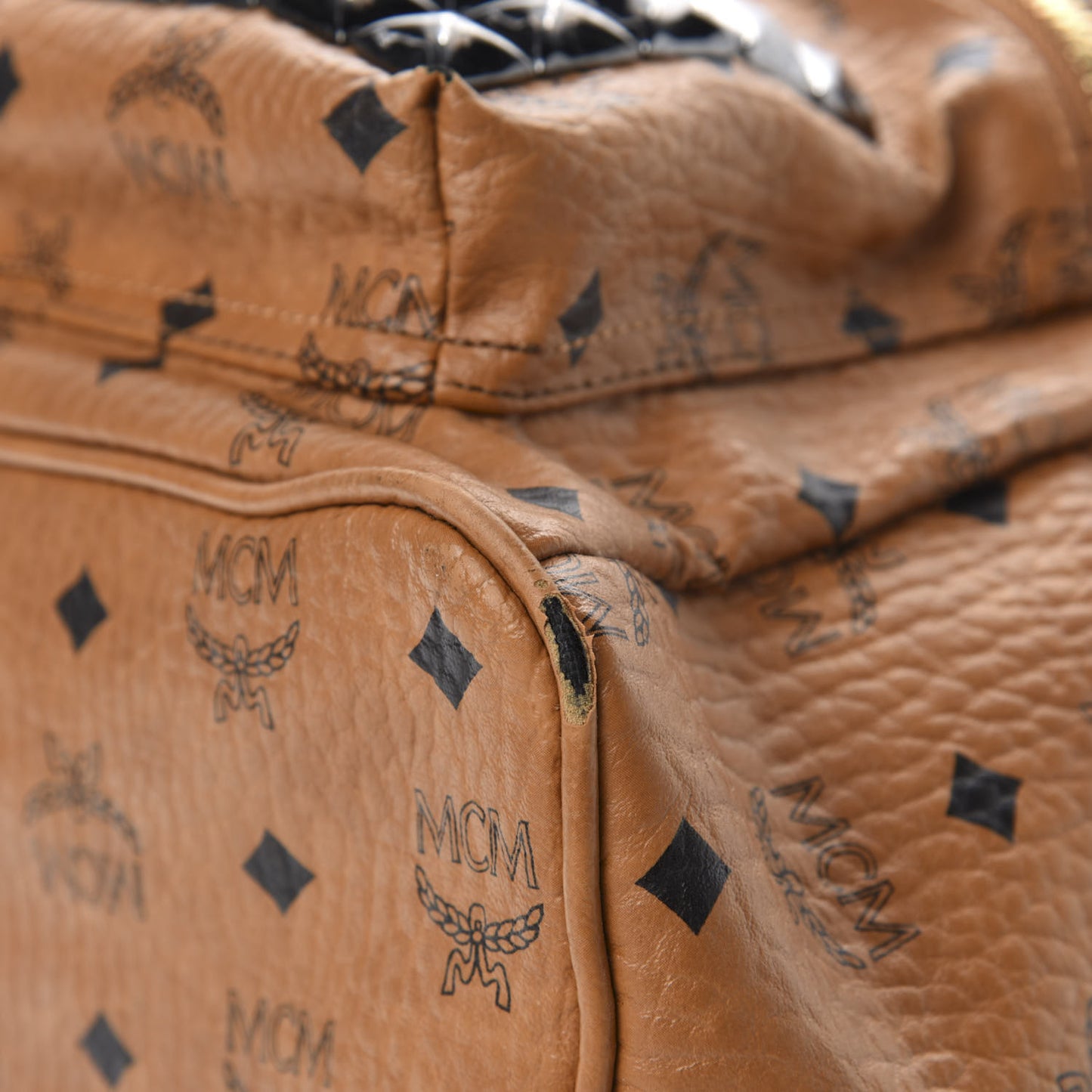 Visetos Studded Medium Stark M Backpack Cognac
