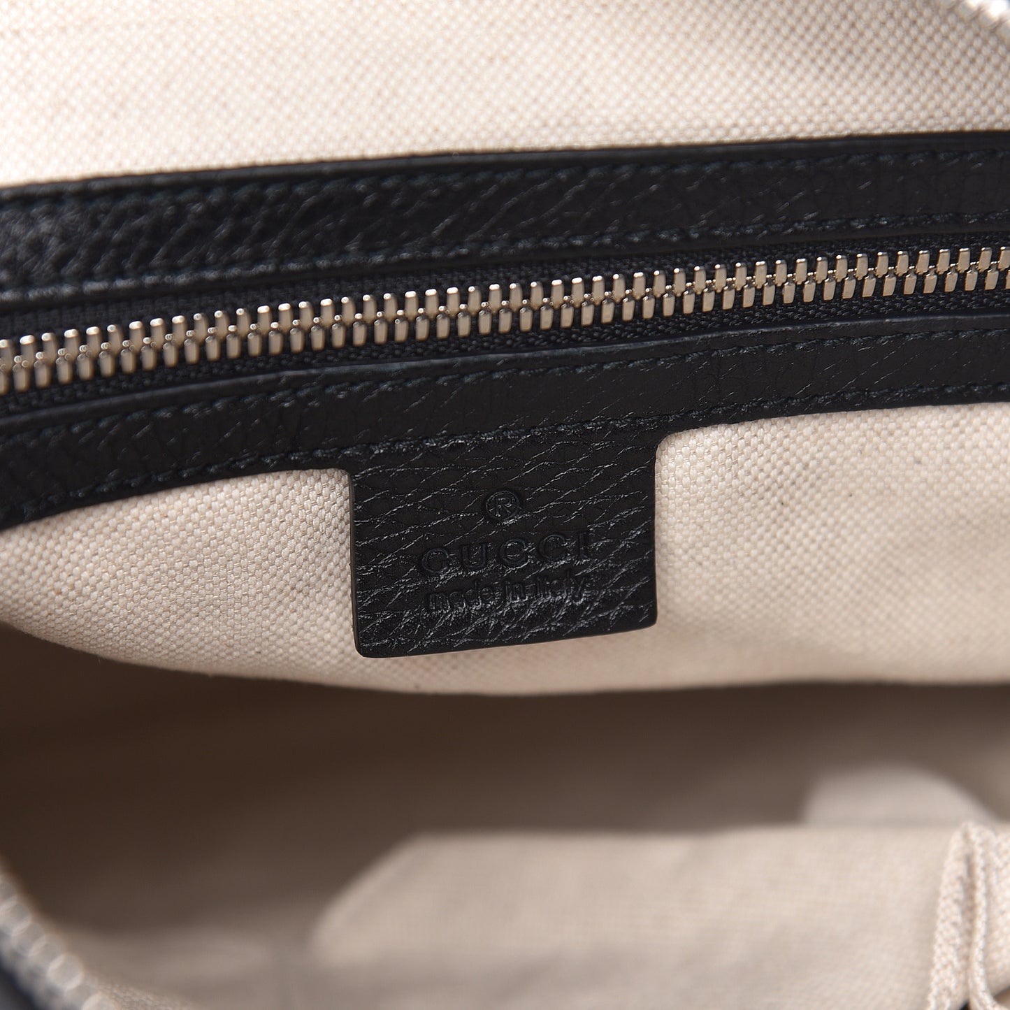 Pebbled Calfskin Medium Soho Messenger Bag Black