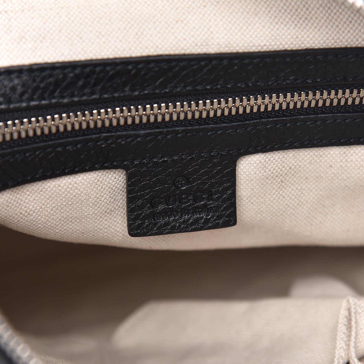 Gucci Pebbled Calfskin Medium Soho Messenger Bag Black 6 of 10