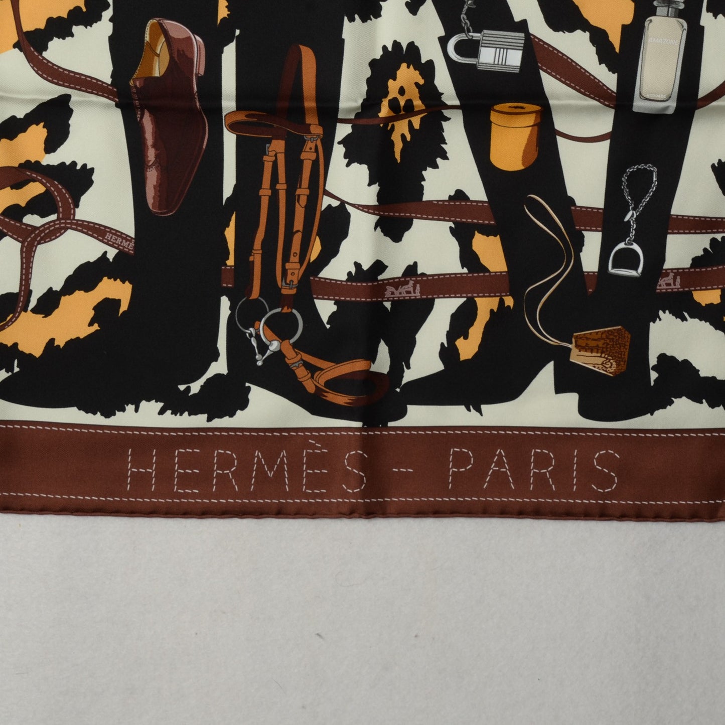 Silk Monsieur et Madame II Scarf 90 Chocolat Ivory Black