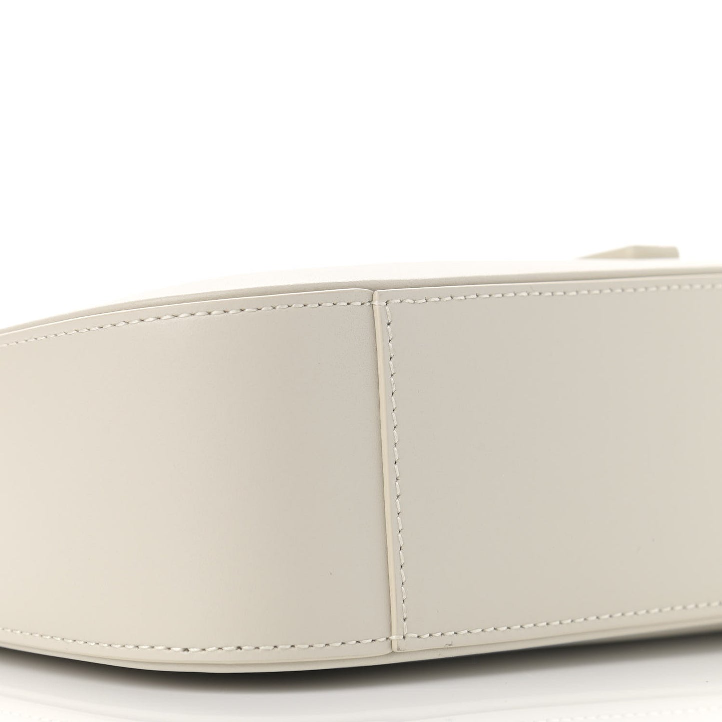 Smooth Calfskin Le 5 A 7 Hobo Blanc Vintage