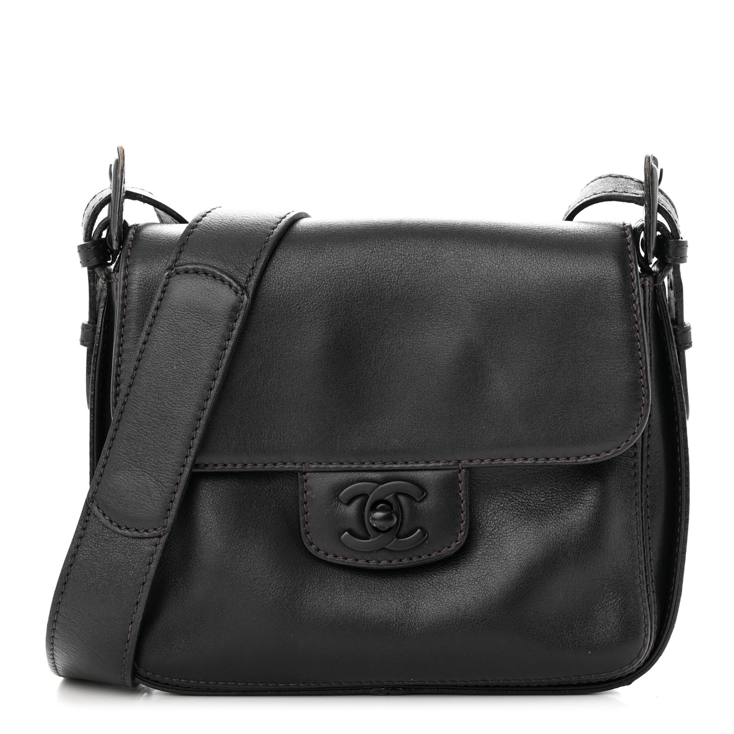 Calfskin Small Messenger So Black