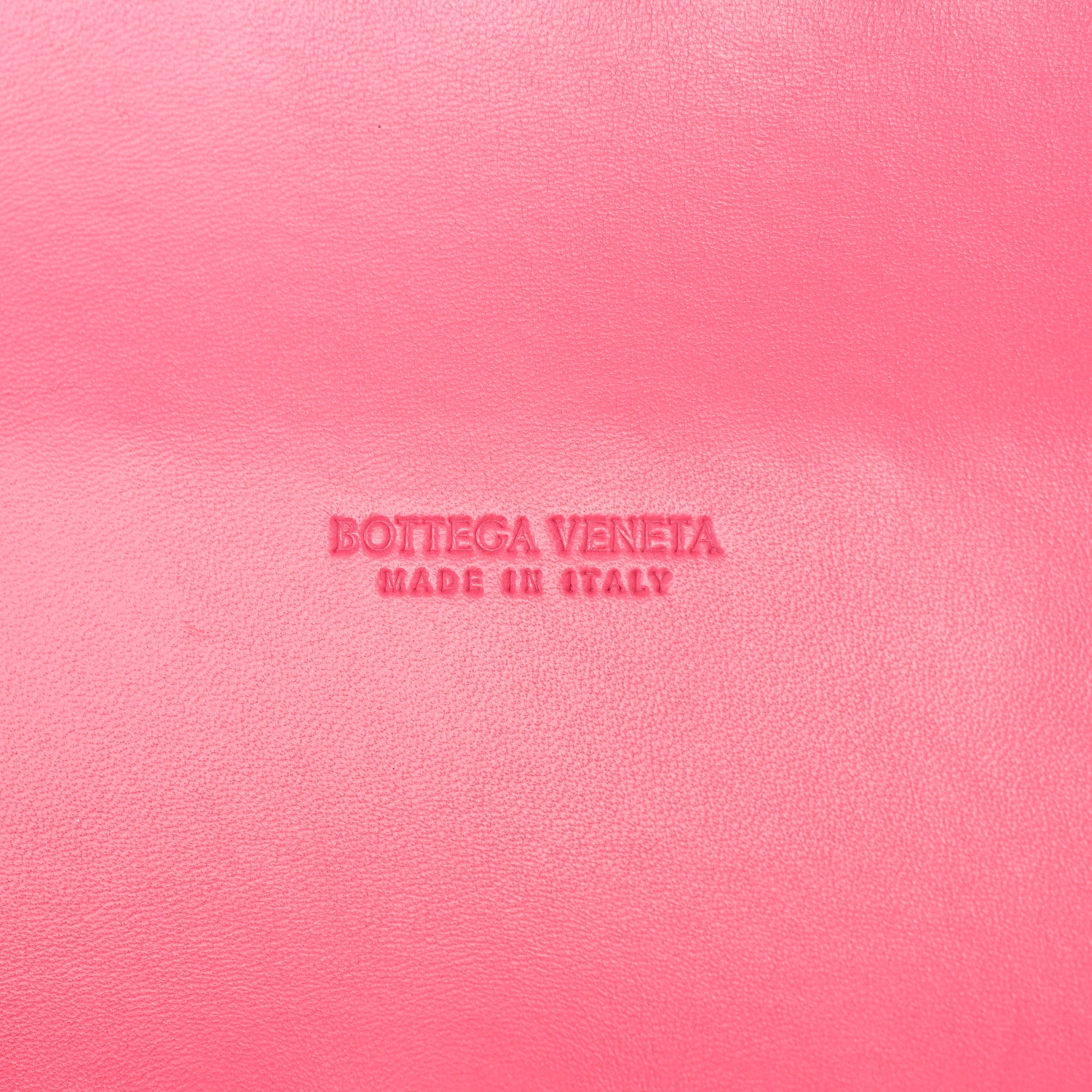 Bottega Veneta Lambskin Intreccio Medium Cabat Milkshake 7 of 9