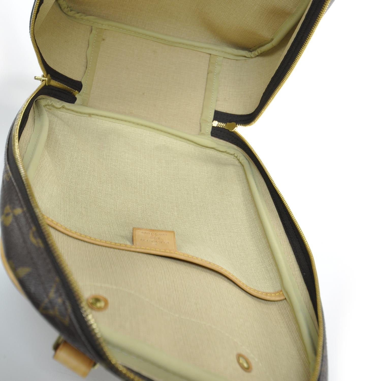 Louis Vuitton Monogram Excursion Shoe Bag 6 of 9