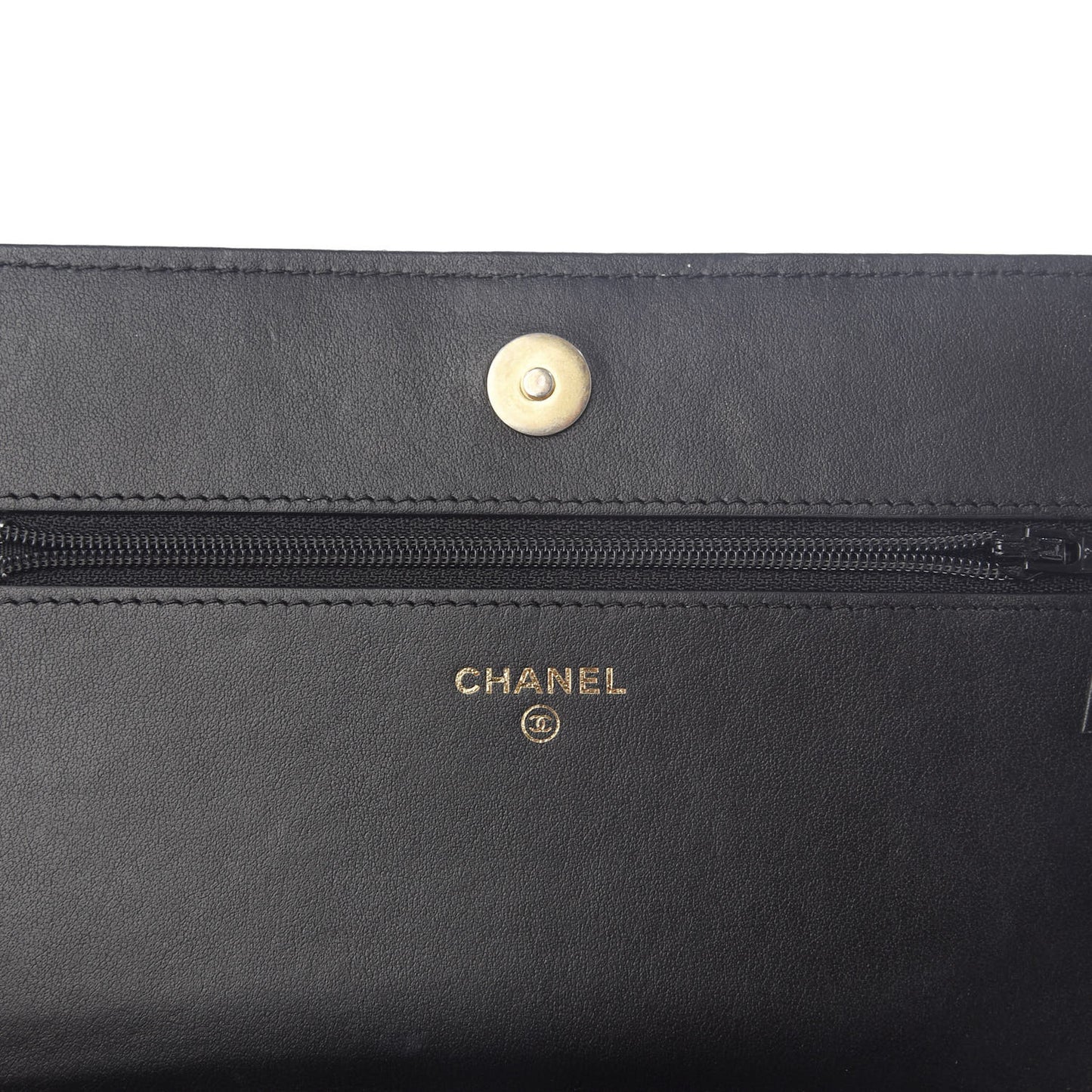 Caviar Chevron Quilted Boy Wallet On Chain WOC Black