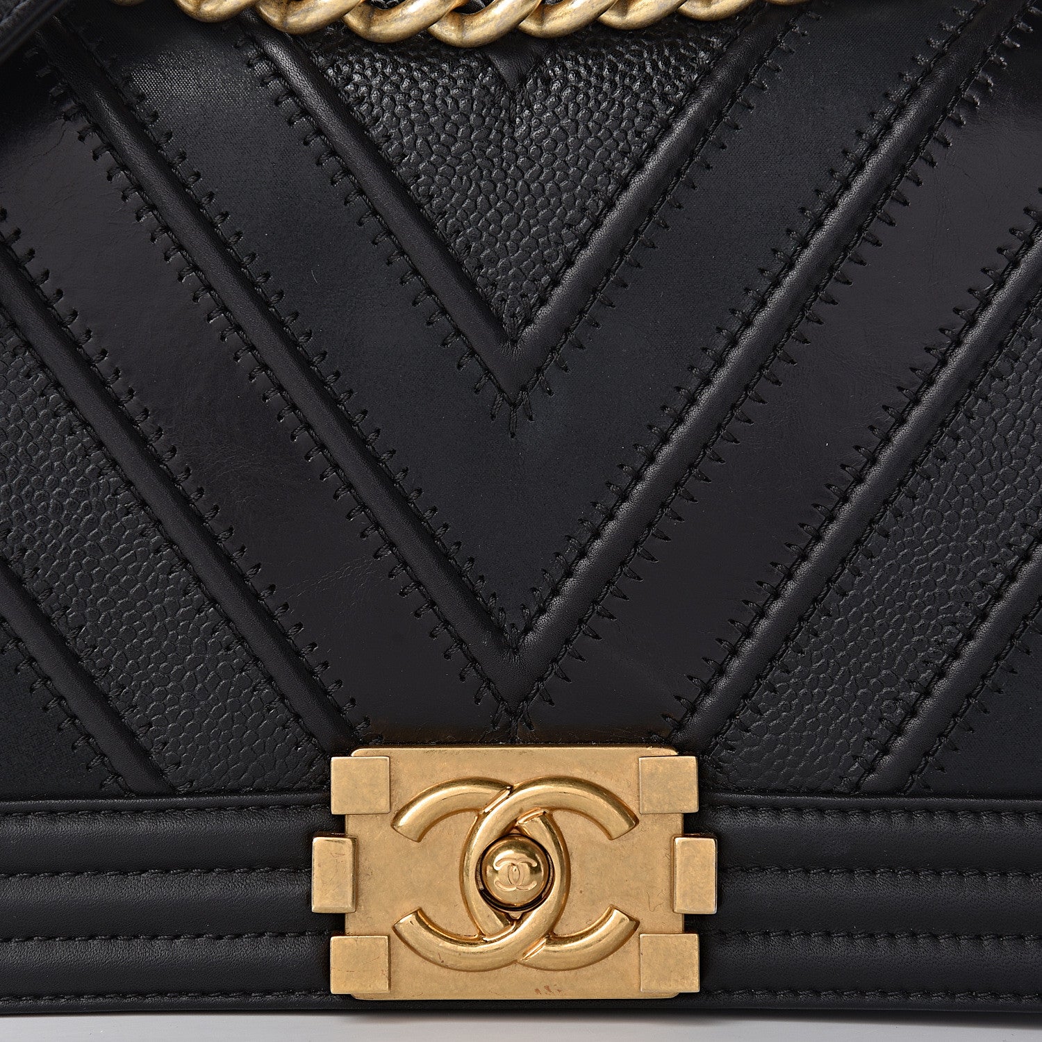Chanel Caviar Suede Calfskin Chevron Medium Boy Flap Black 17 of 18