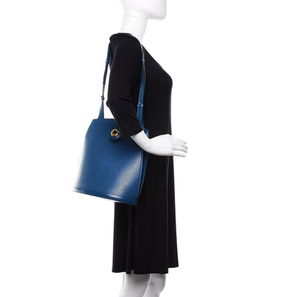 Louis Vuitton Epi Cluny Toledo 2 of 9