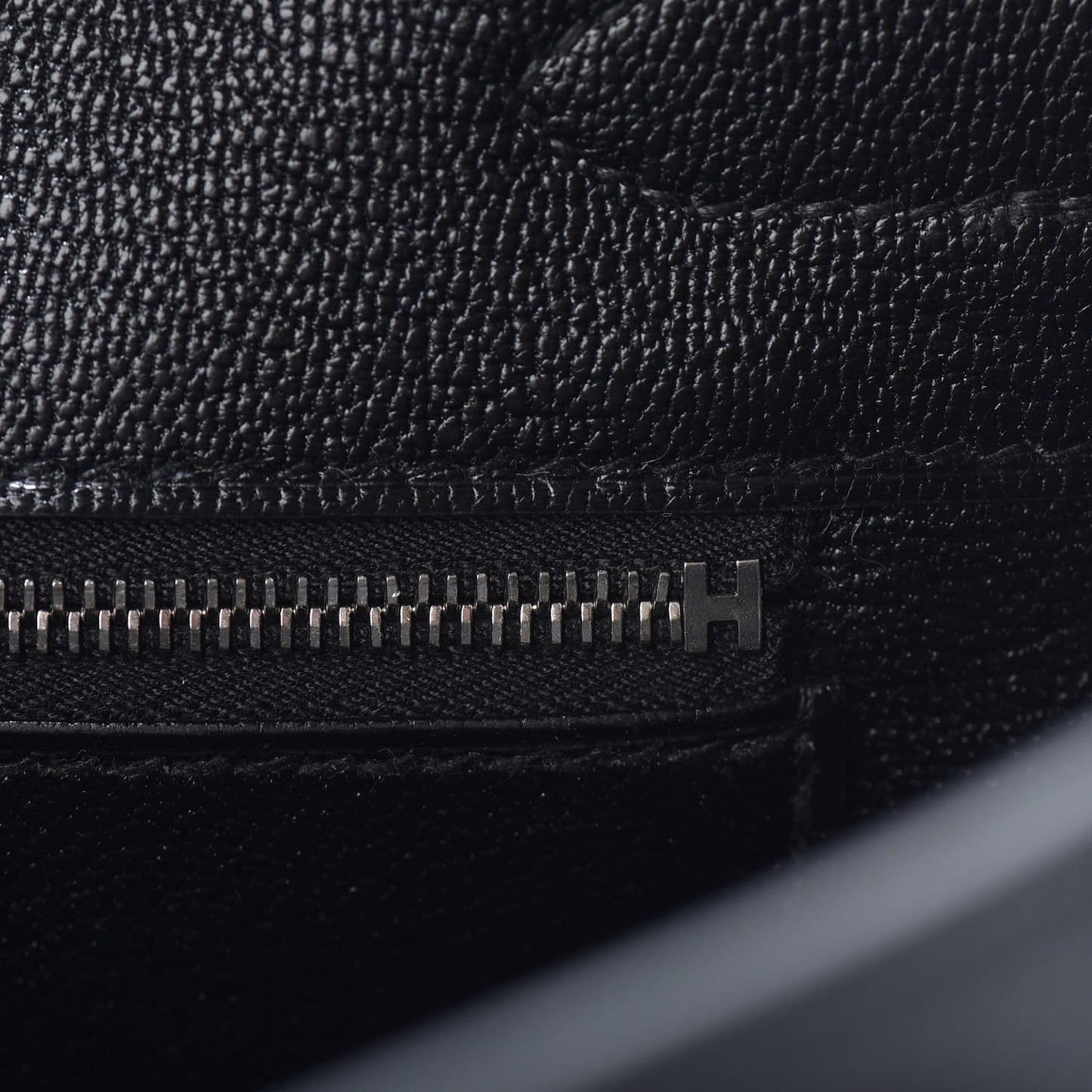 Taurillon Novillo Shiny Niloticus Crocodile Birkin Touch 30 Black Bleu Marine