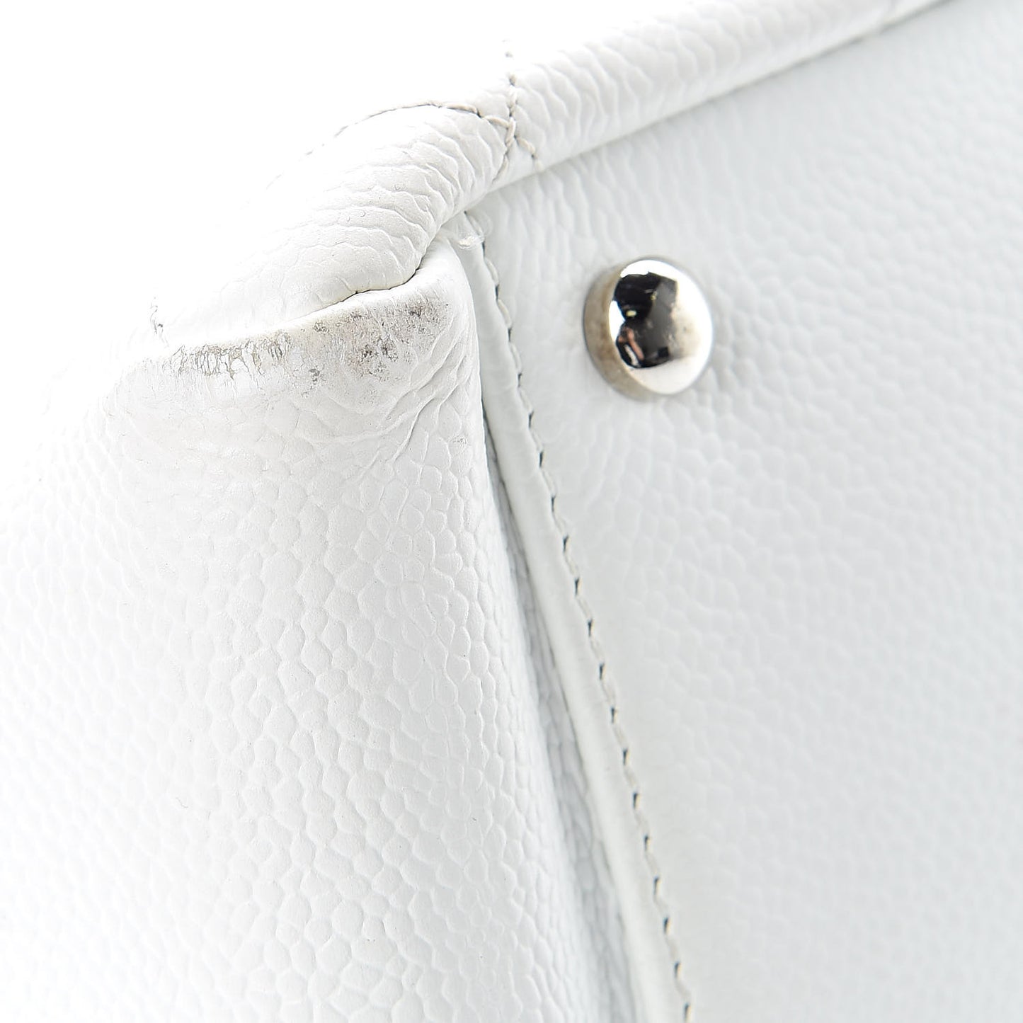 Caviar Quilted Petit Timeless Tote PTT White