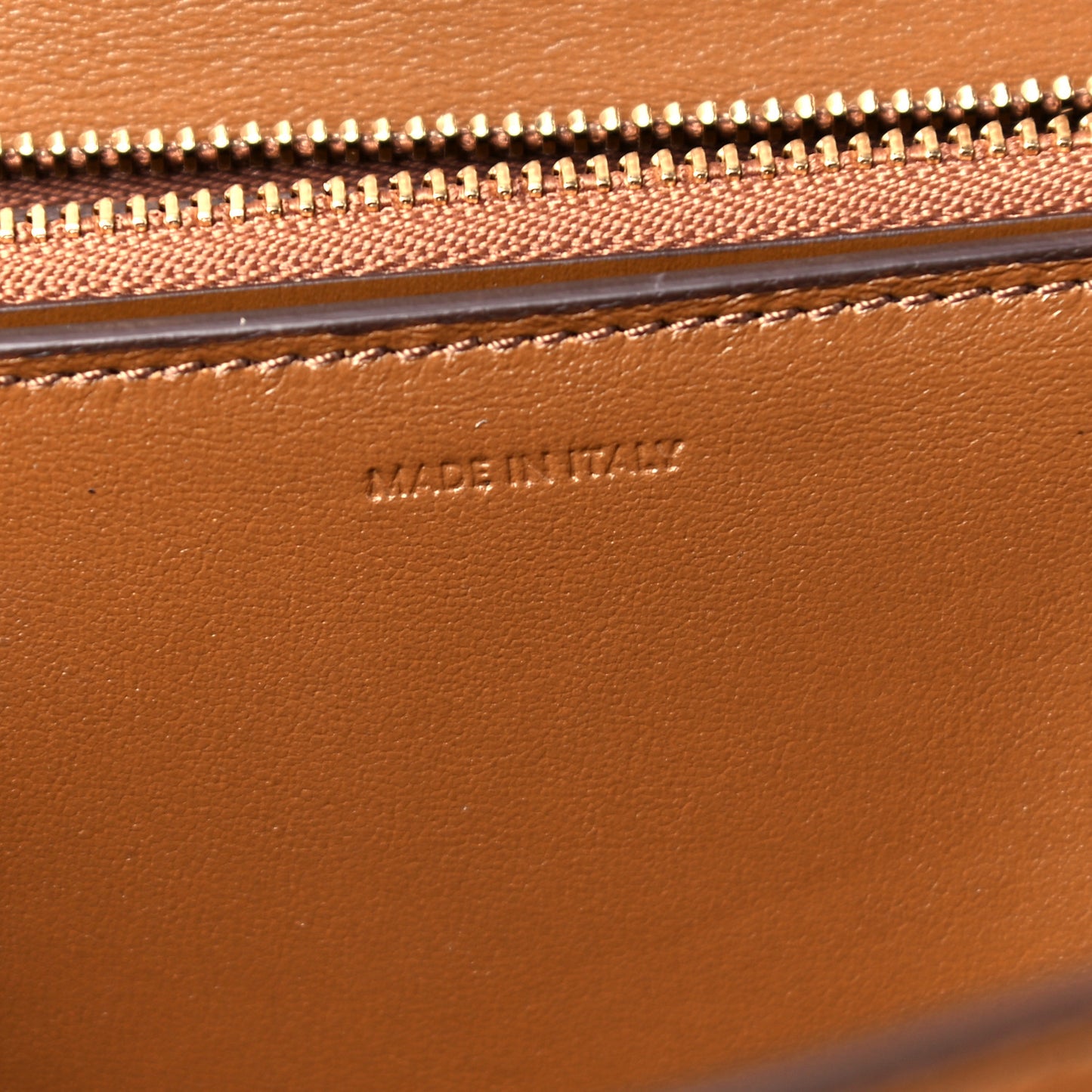Box Calfskin Medium Classic Box Flap Bag Camel
