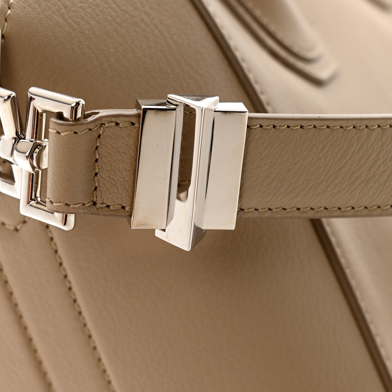 Givenchy Sugar Goatskin Small Antigona Beige 12 of 13