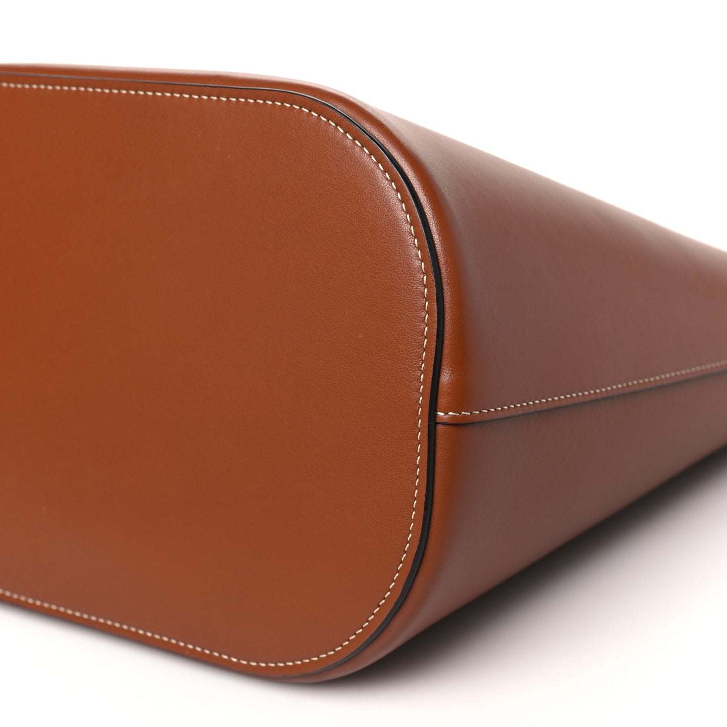 Smooth Calfskin Triomphe Medium Louise Bag Tan
