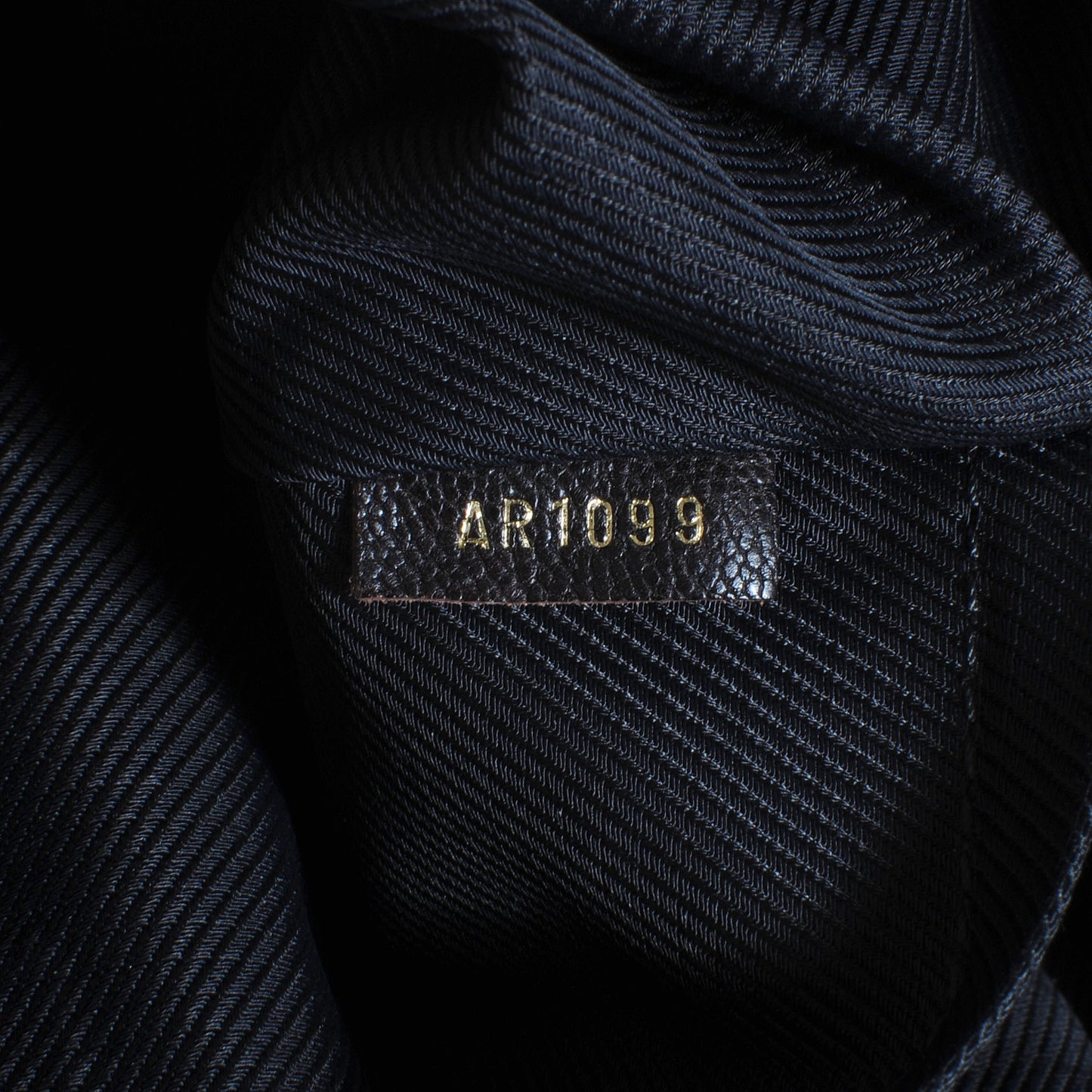 Suede Monogram Irene Espresso