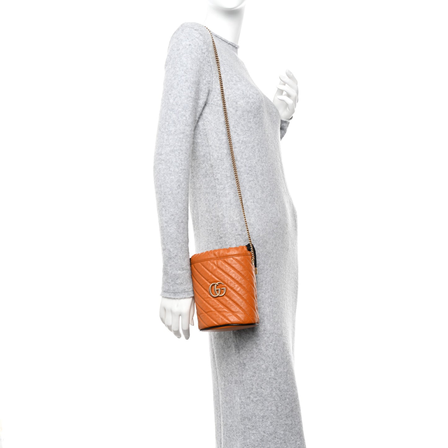 Vintage Effect Calfskin Matelasse Diagonal Mini Torchon GG Marmont 2.0 Bucket Bag Cognac