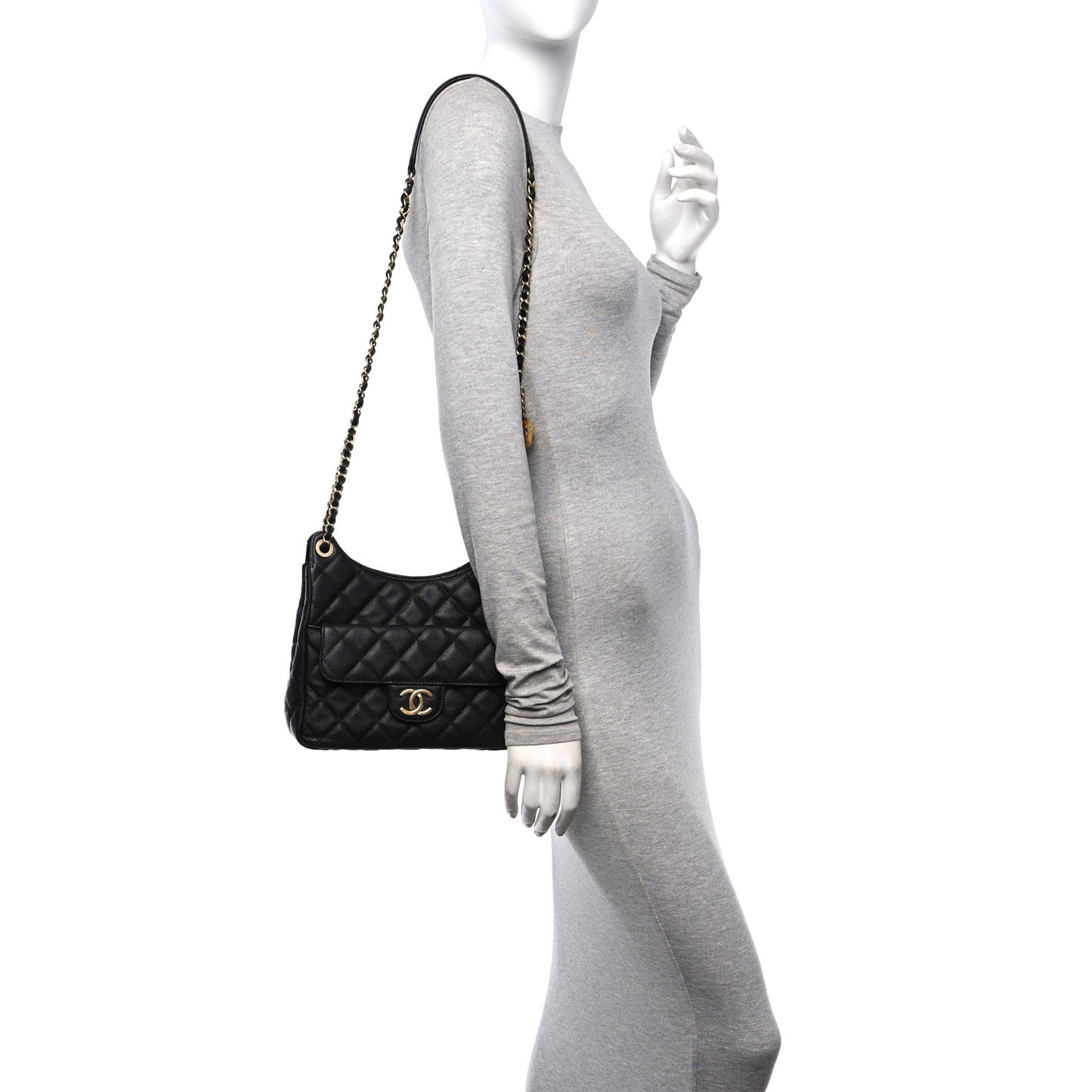 Caviar Quilted Wavy CC Hobo Black