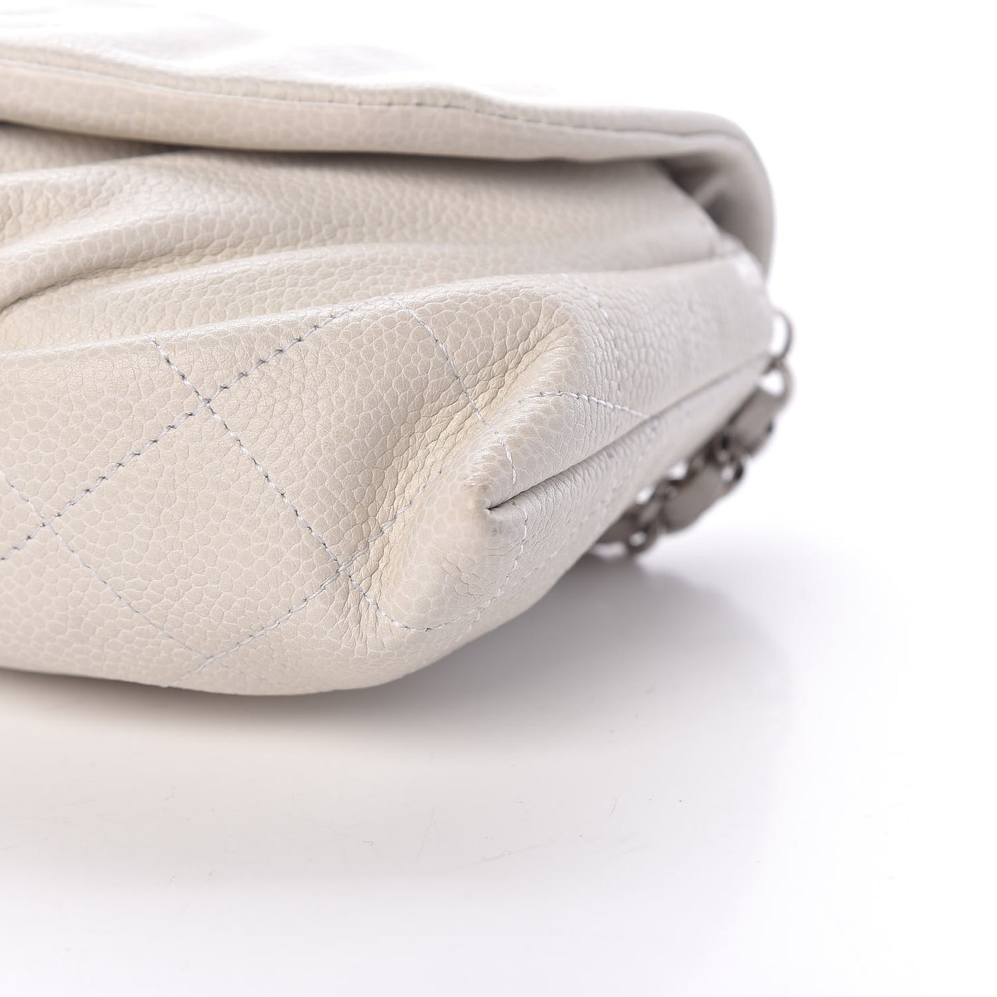 Caviar Half Moon Wallet On Chain WOC White