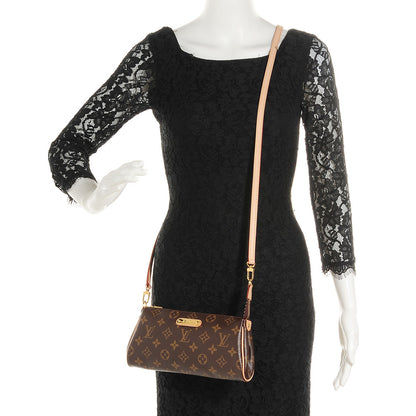 Louis Vuitton Monogram Eva Clutch 2 of 7
