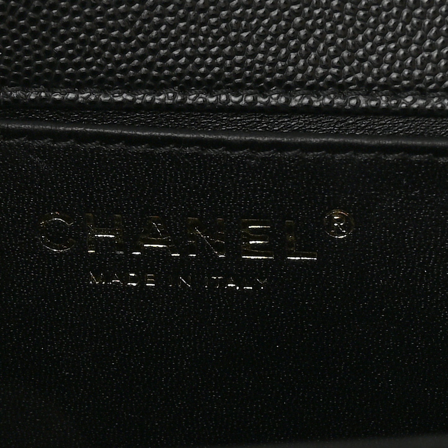 Caviar Quilted Medium Boy Flap Black