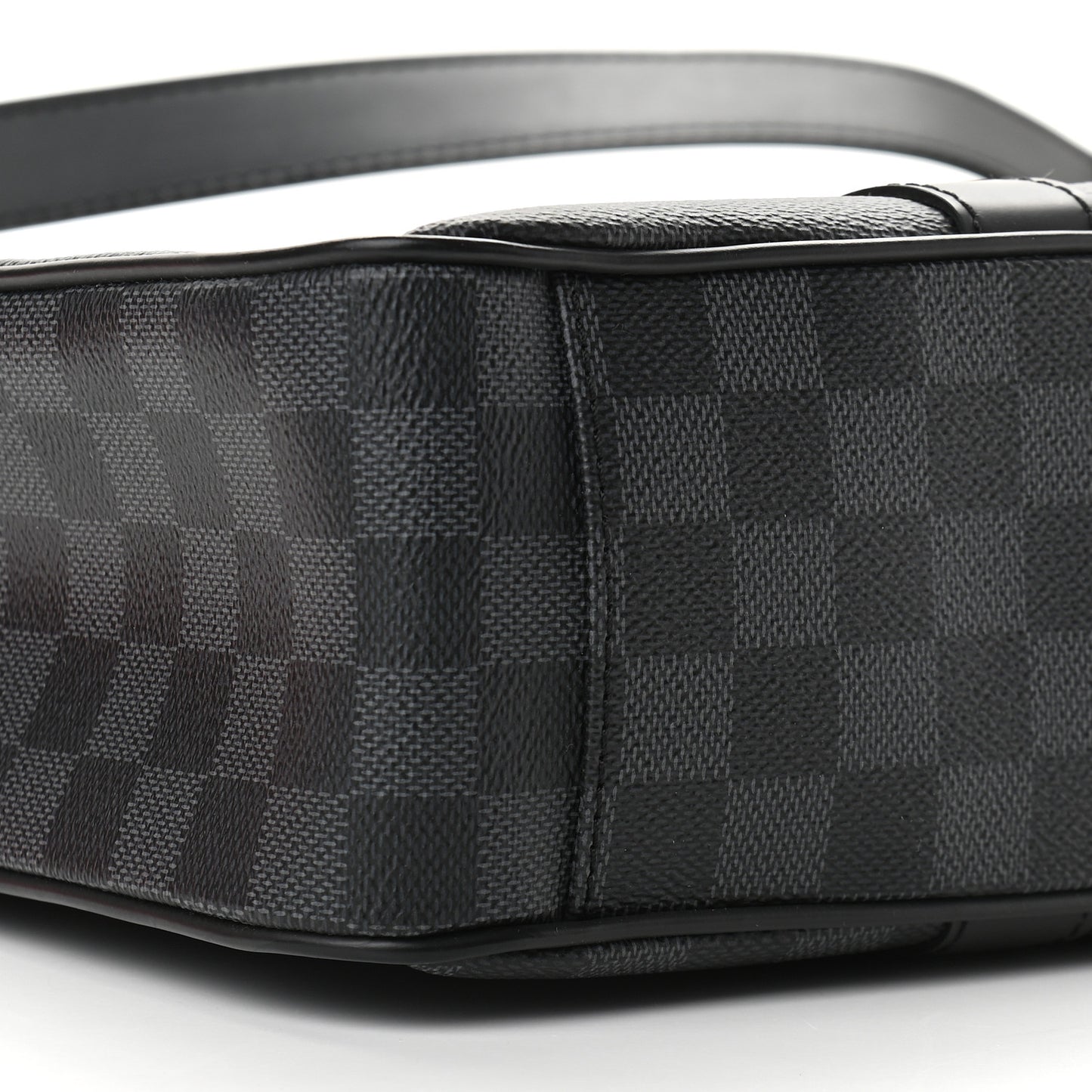 Damier Graphite Tadao