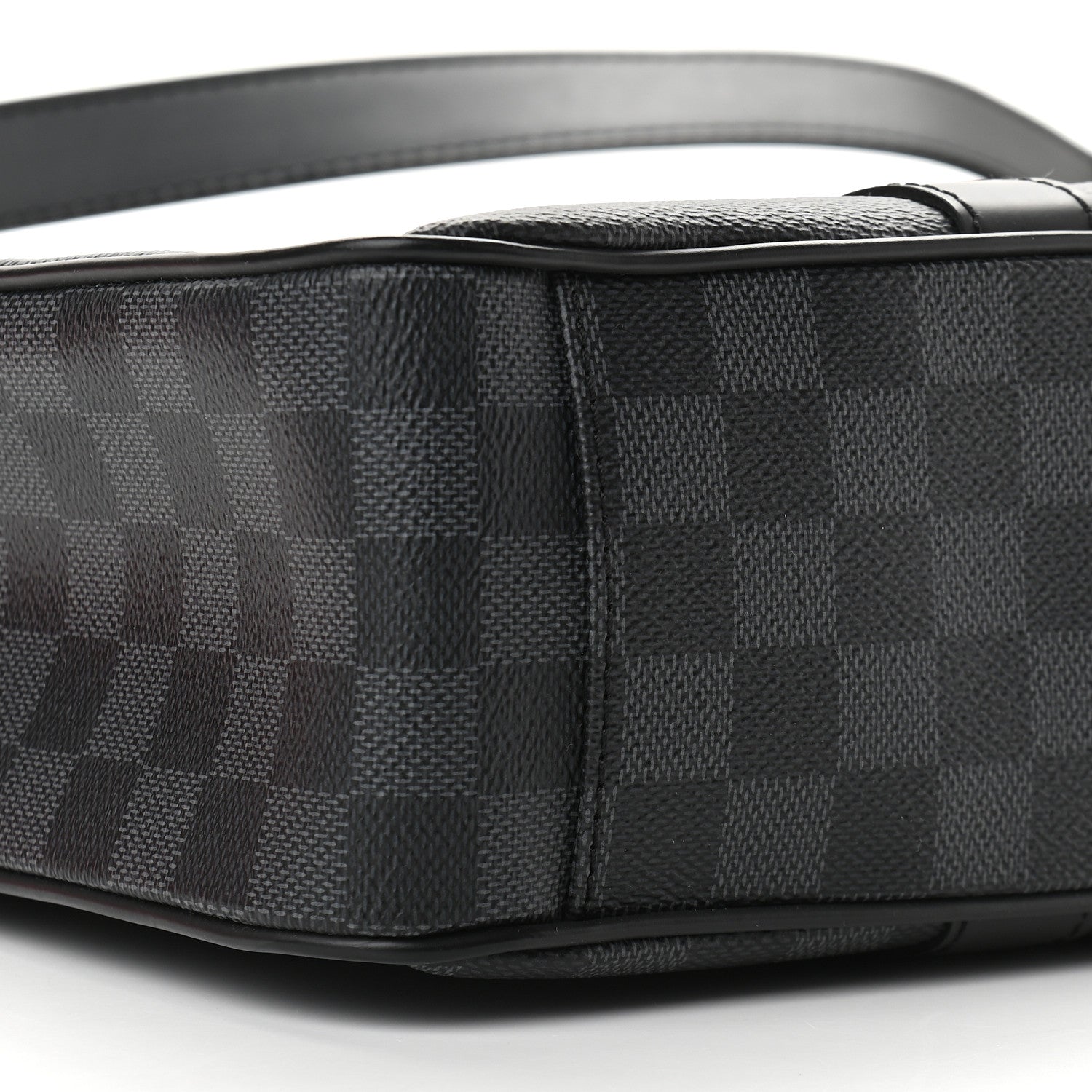 Louis Vuitton Damier Graphite Tadao 7 of 8