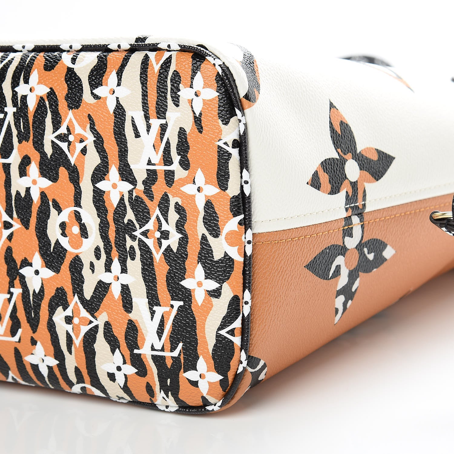 Louis Vuitton Monogram Giant Jungle Neverfull MM Ivory 11 of 12