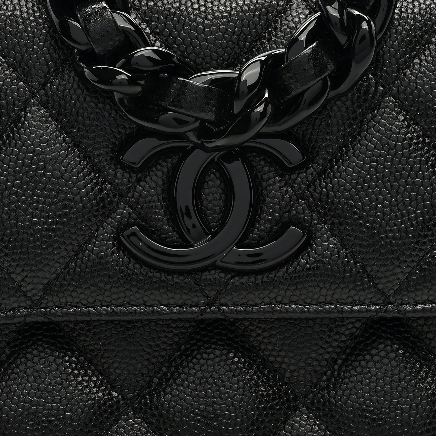 Caviar Quilted My Everything Belt Flap Card Holder Black