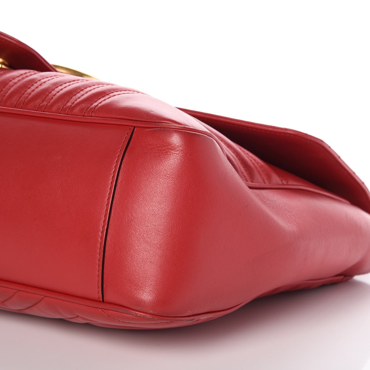 Calfskin Matelasse Large GG Marmont Shoulder Bag Hibiscus Red
